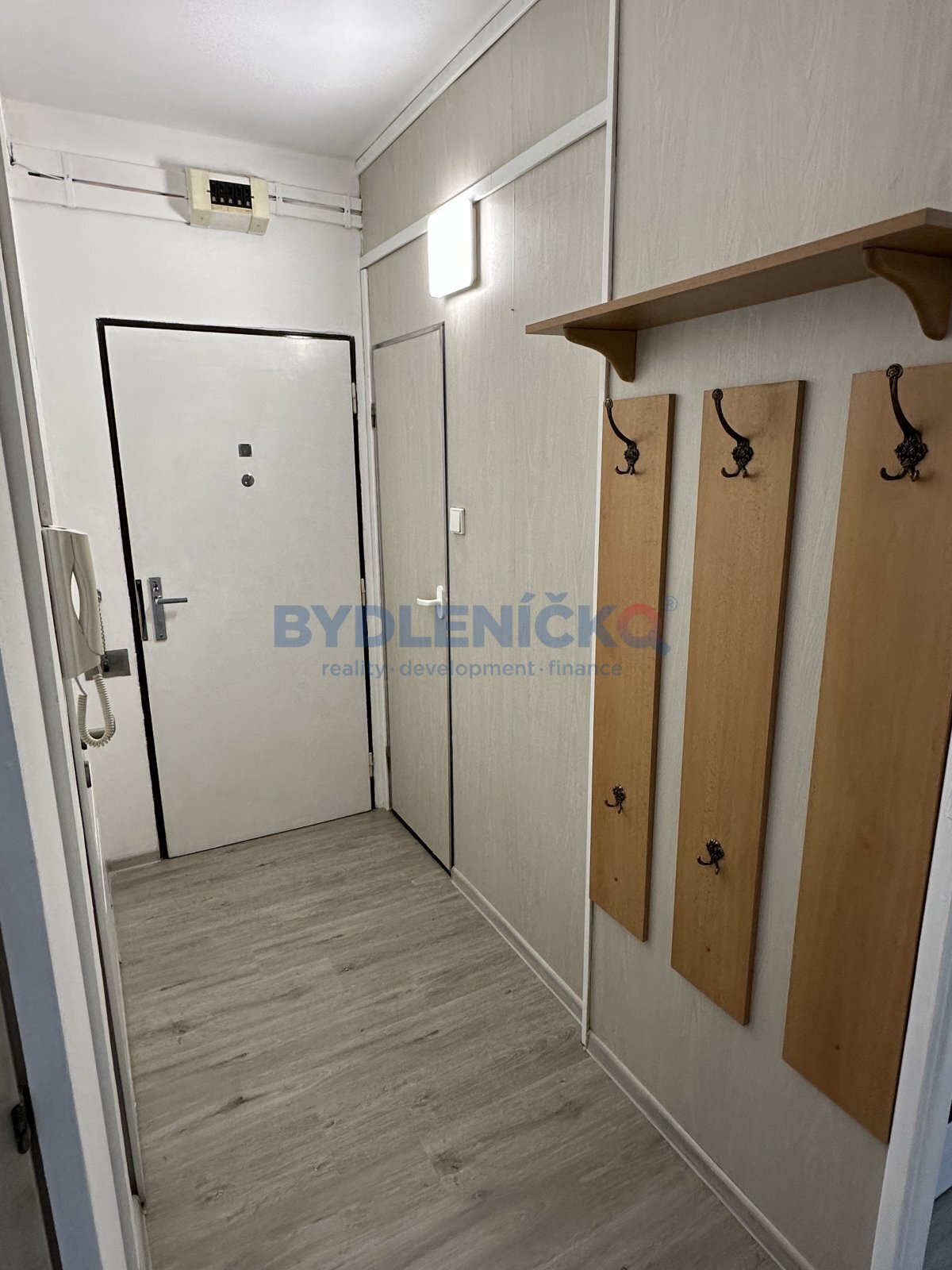 Pronájem bytu 2+1, 67 m2, v klidné lokalitě Českýc