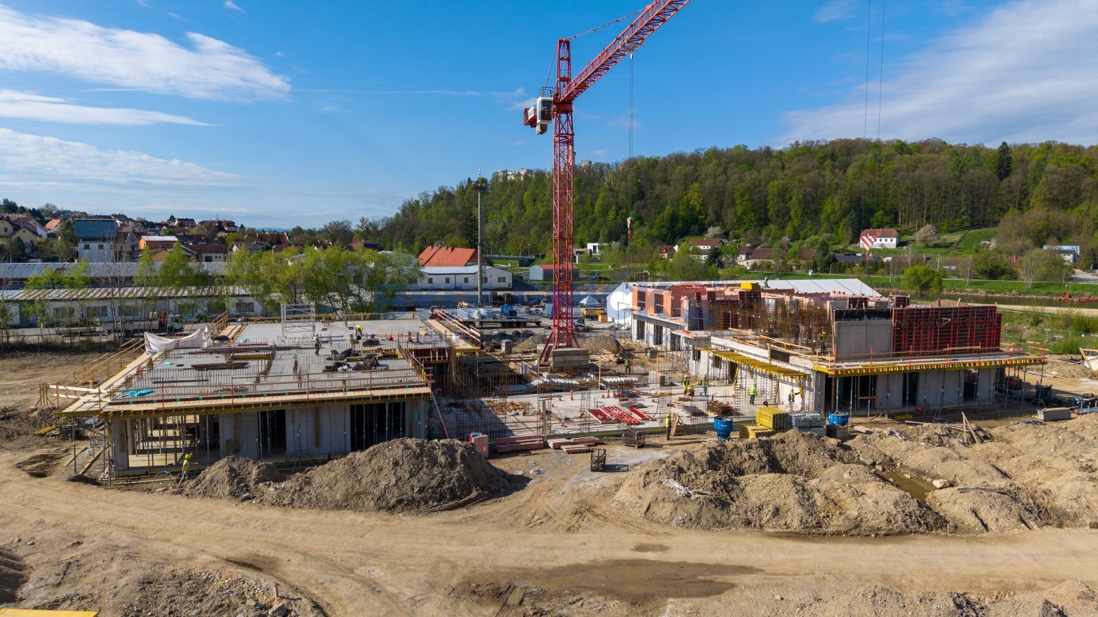 Pronájem komerčních prostor 28 - 46 m2, SENIOR RES