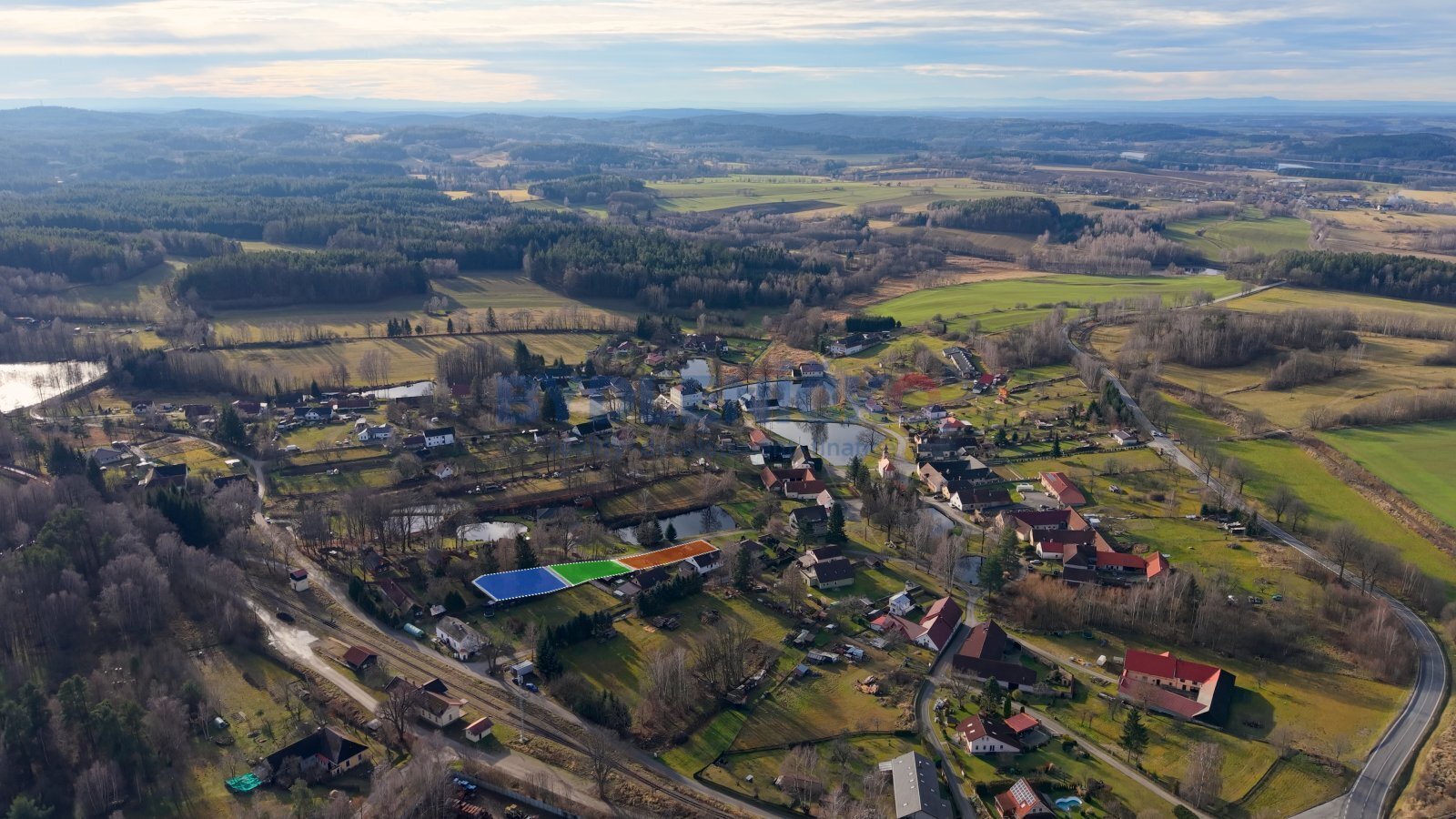 Prodej stavebního pozemku 900m2, Lomy u Člunku, Če