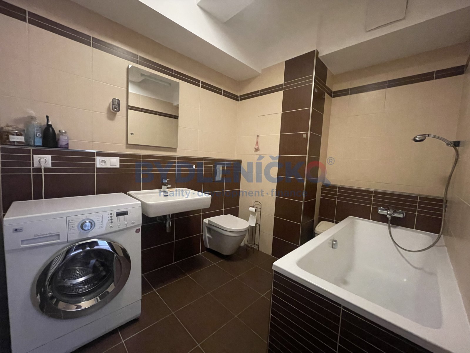 Pronájem bytu 2kk, 42 m2, ulice B.Smetany, České Budějovice