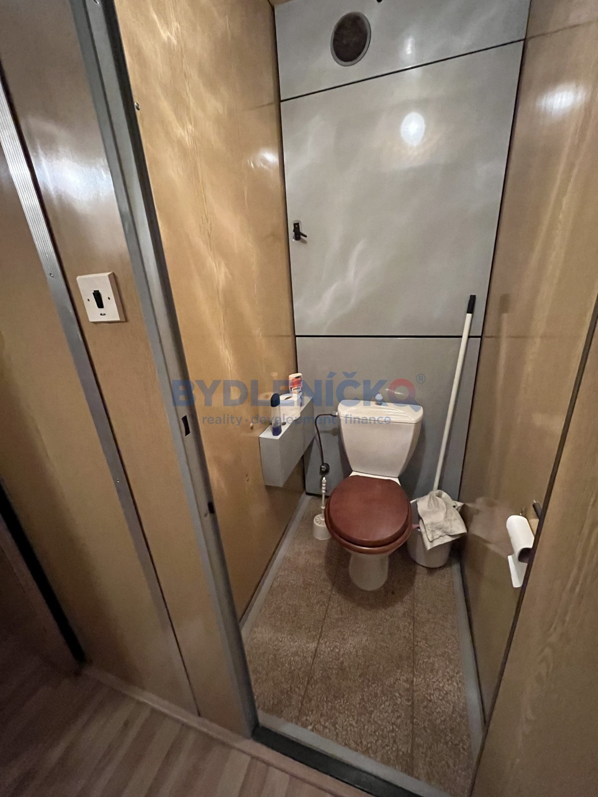 Pronájem bytu 1+kk, 32 m2, ul. J. Bendy, České Budějovice