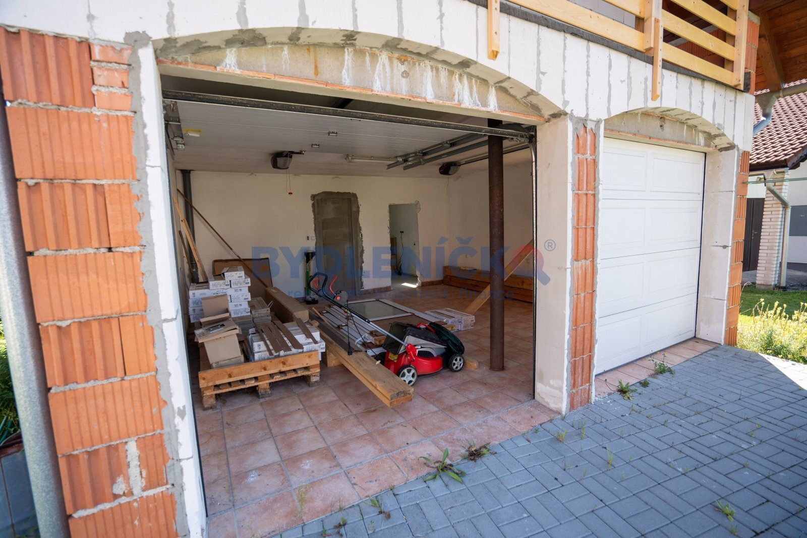 Prodej vícegeneračního domu, pozemek 701 m2, ulice