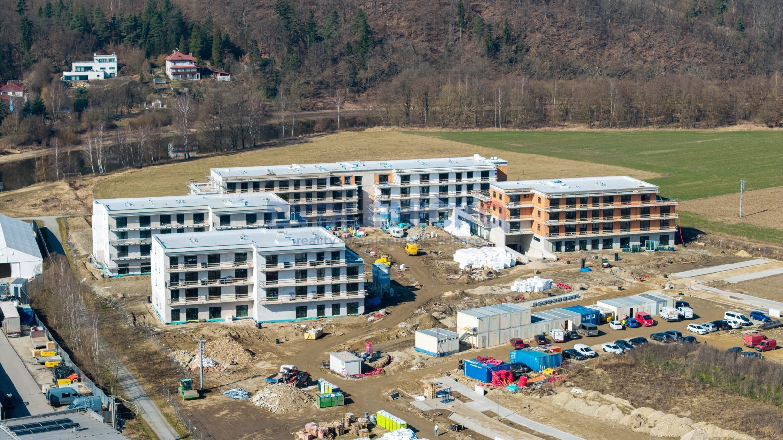 Prodej prémiového bytu 1+kk s balkónem v malebném jihočeském městečku Hluboká nad Vltavou