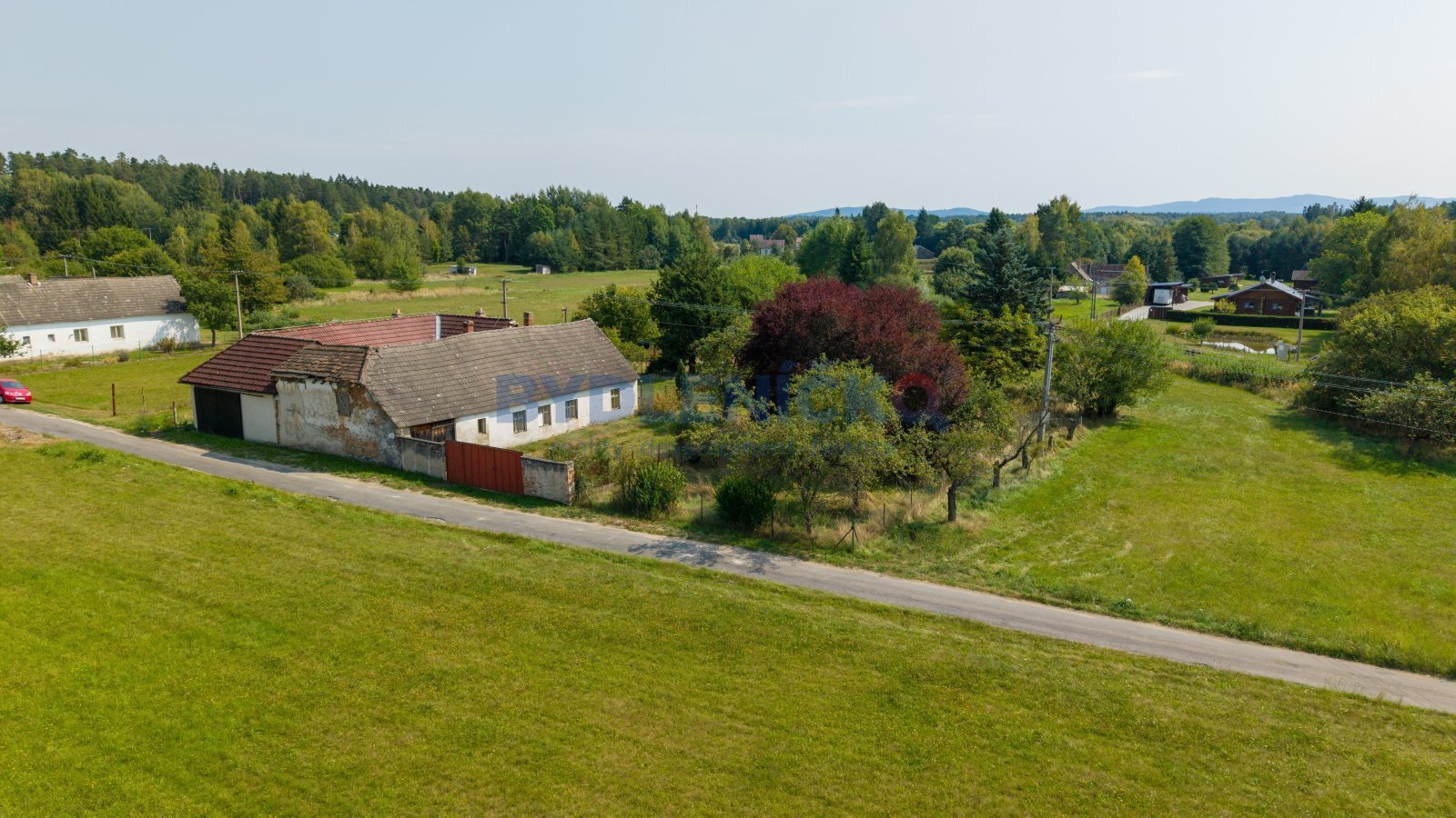 Prodej chalupy s pozemkem 4750 m2, Petříkov