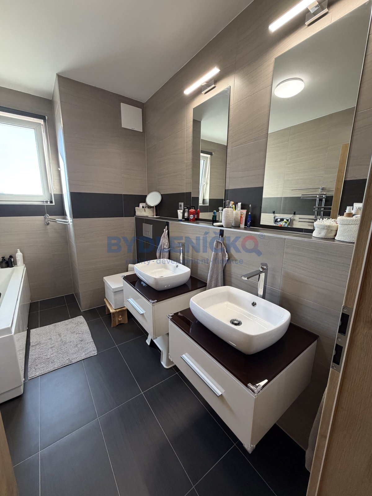 Prodej prostorného 2+kk v novostavbě, 71 m2, parko