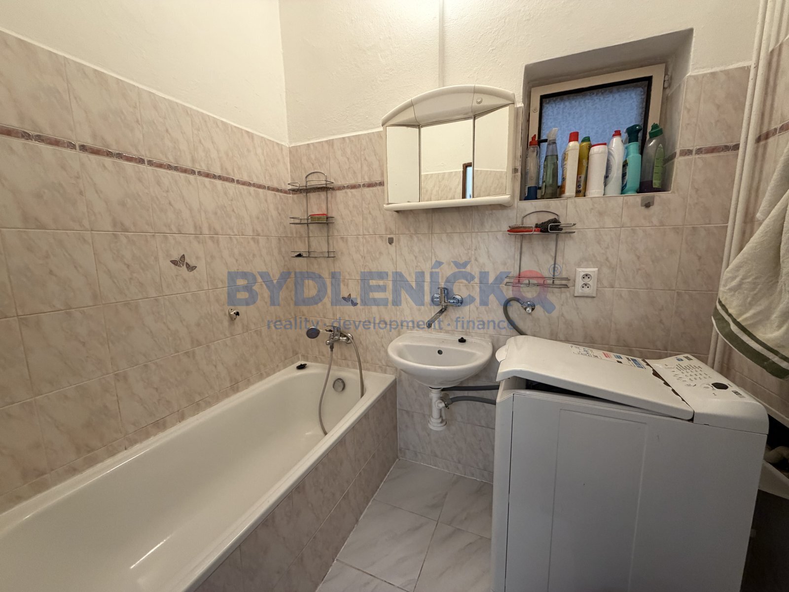 Pronájem bytu 2+1, 57m2, Masarykova ulice, Hluboká nad Vltavou