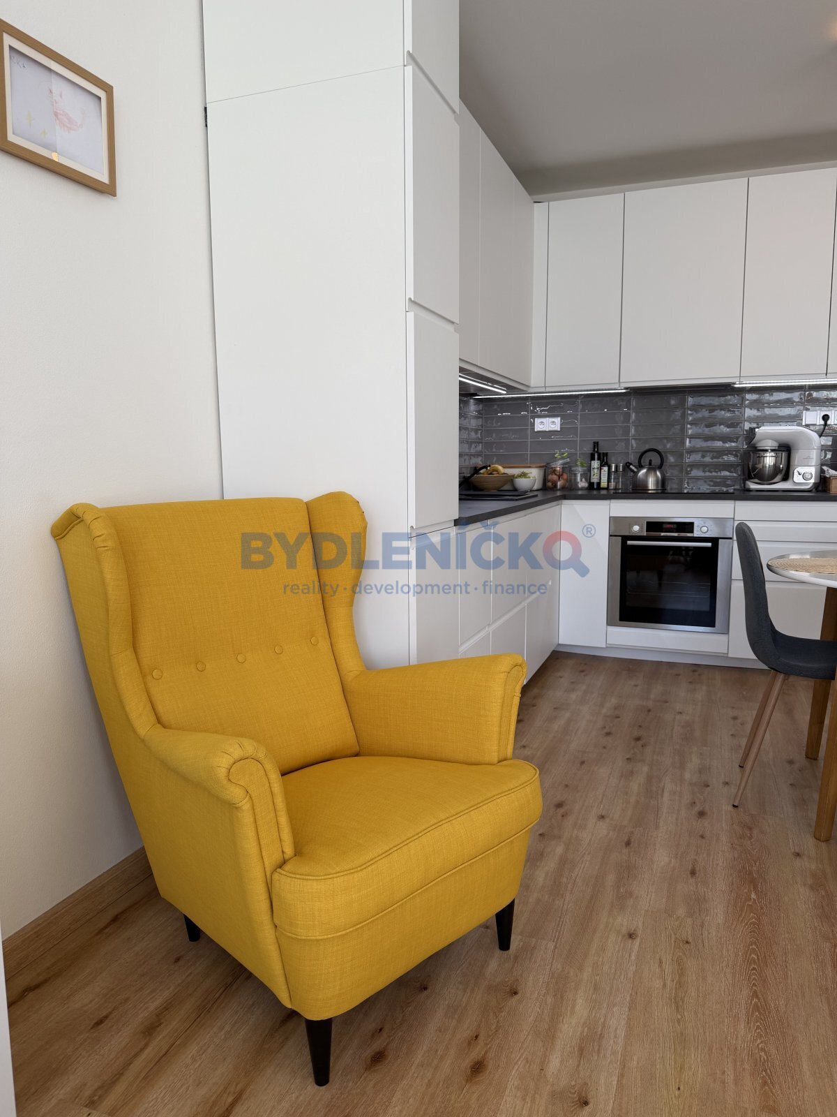 Prodej prostorného 2+kk v novostavbě, 71 m2, parko