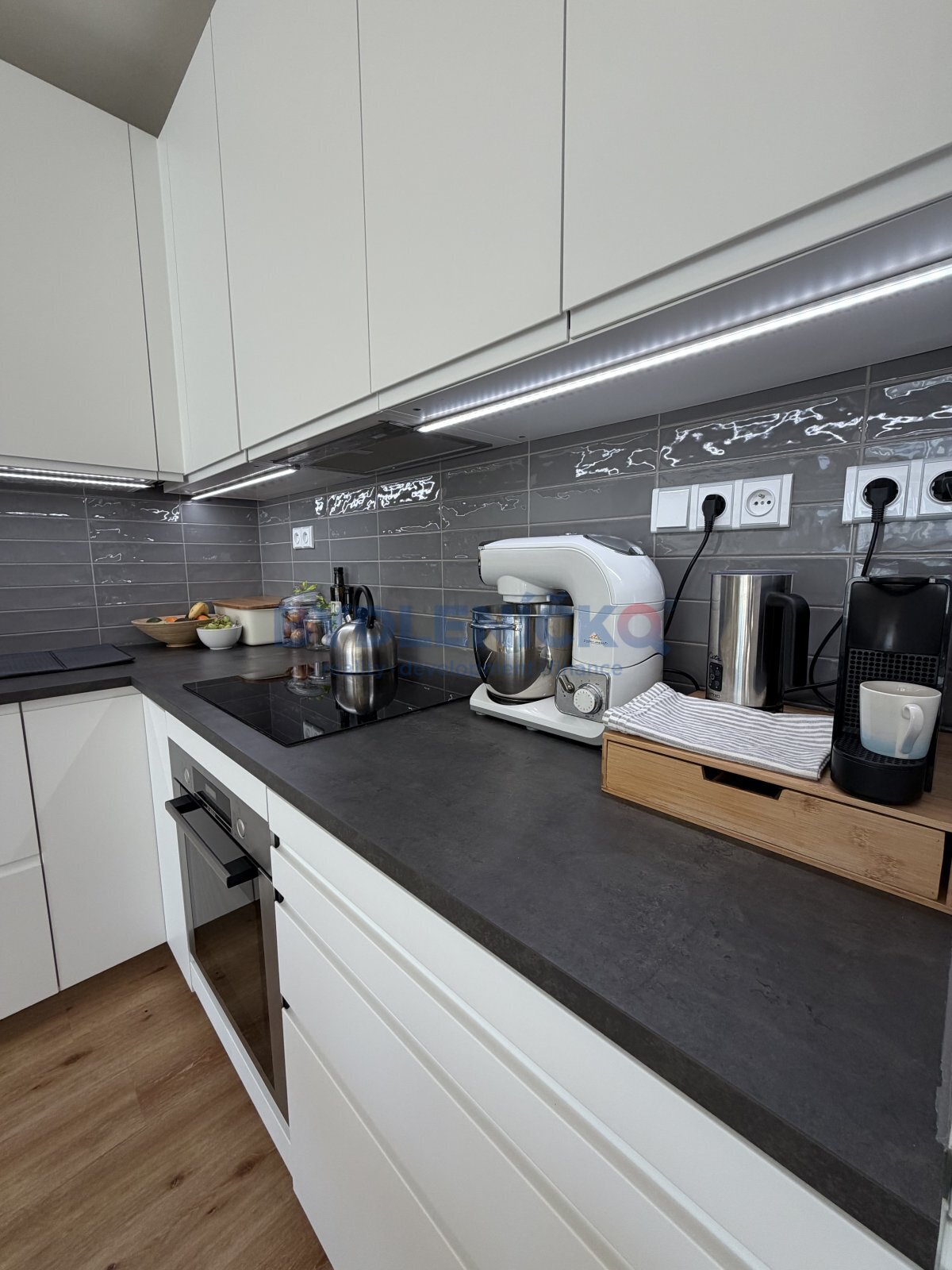 Prodej prostorného 2+kk v novostavbě, 71 m2, parko