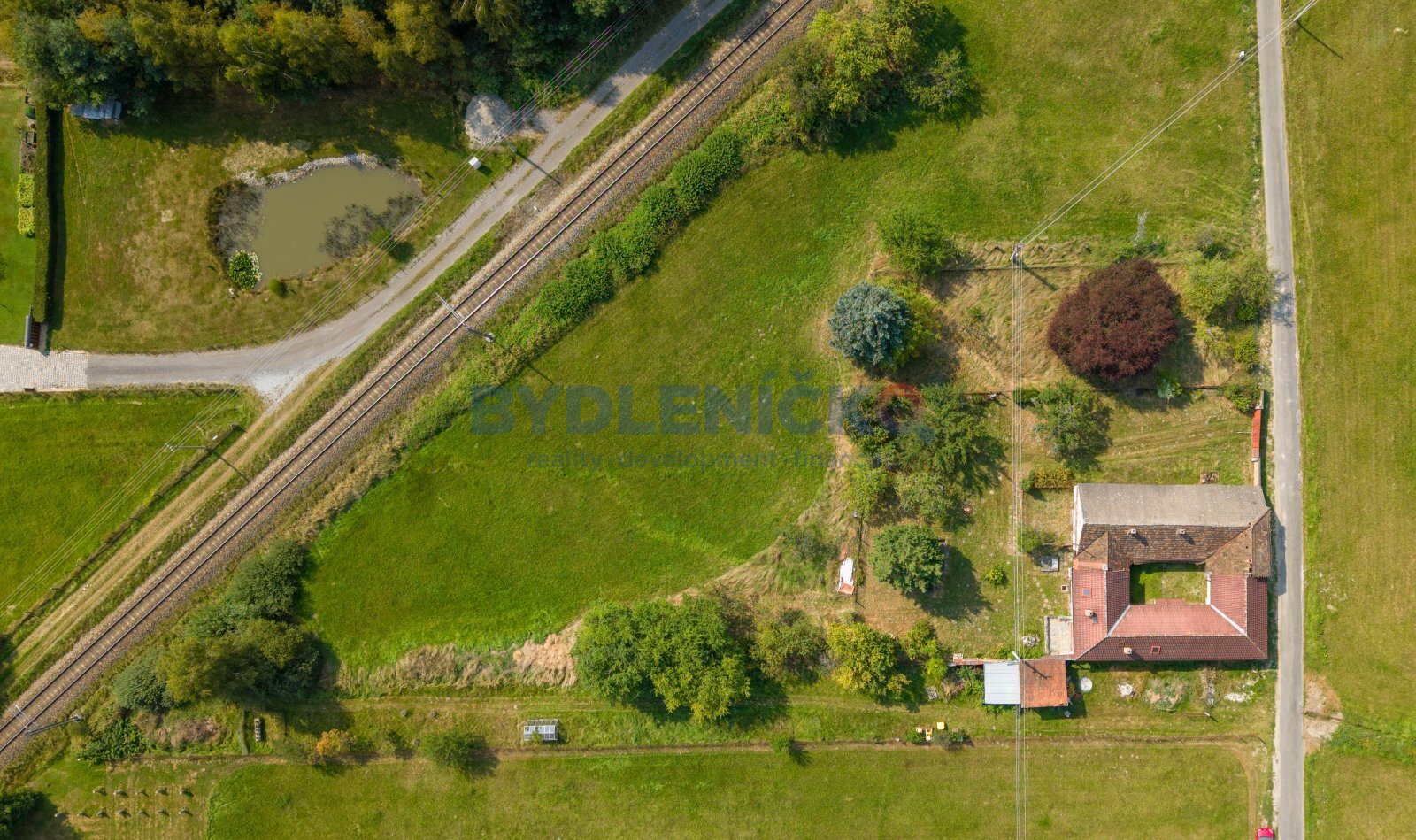 Prodej chalupy s pozemkem 4750 m2, Petříkov