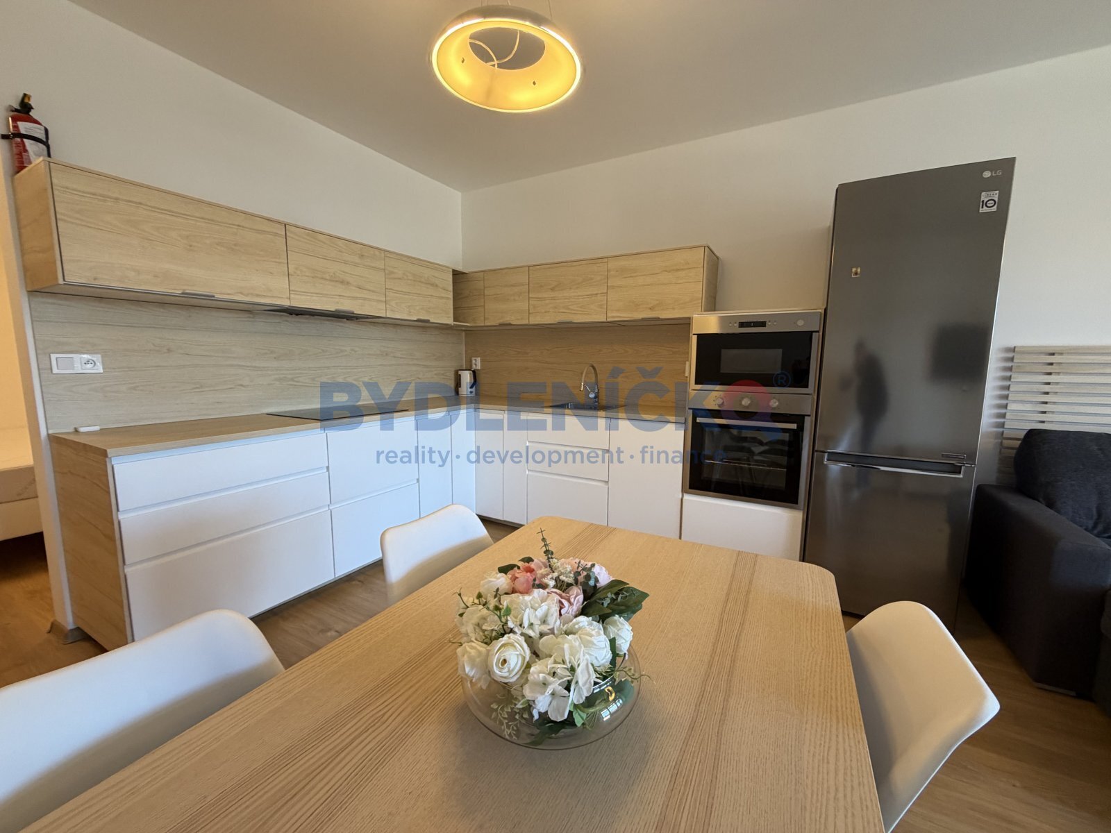 Prodej zaběhlého apartmánu 1+kk, 51 m2, Lipno nad 