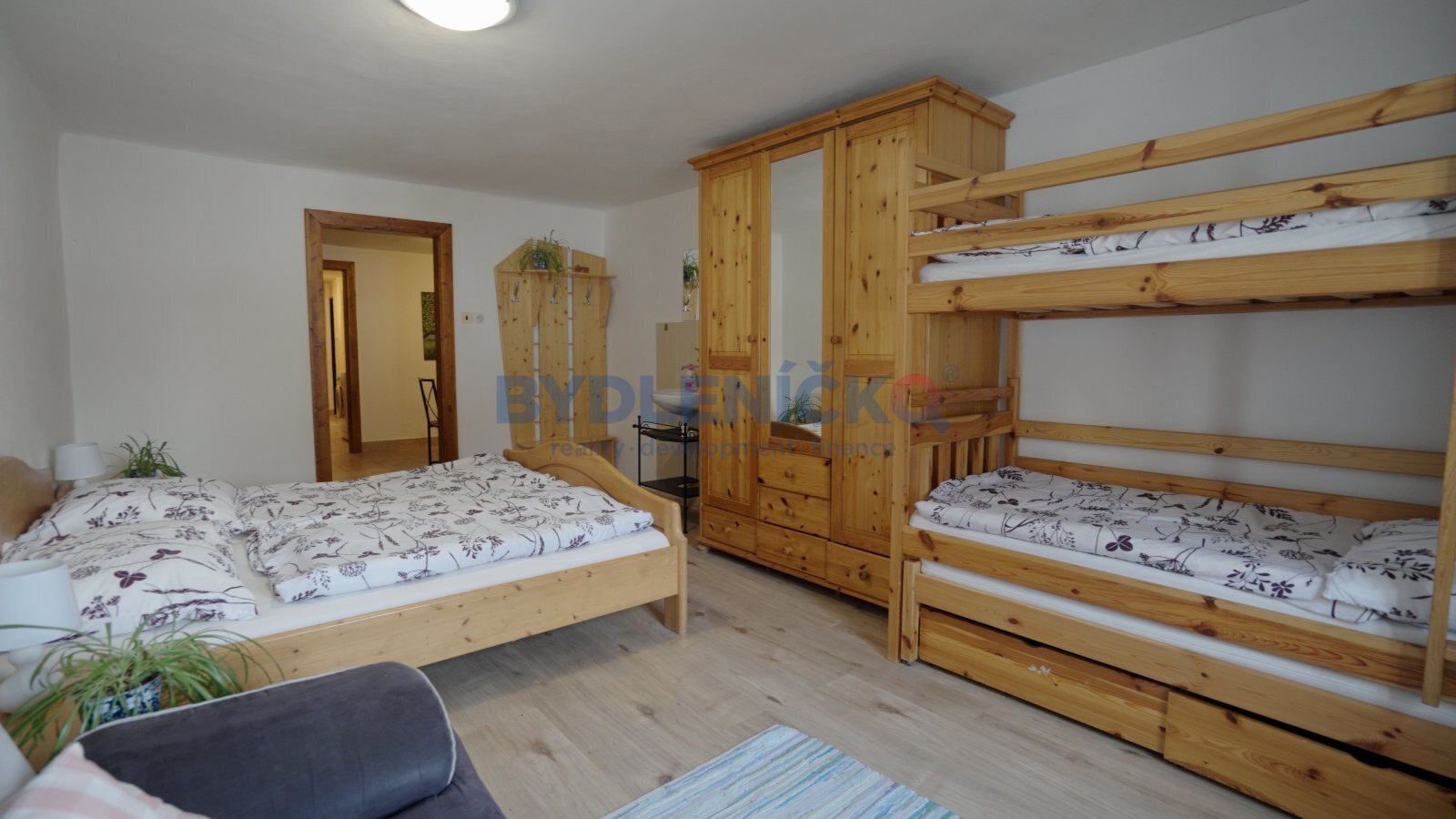 Prodej chalupy se 3 apartmány, 492m2, Olšina, Lipn