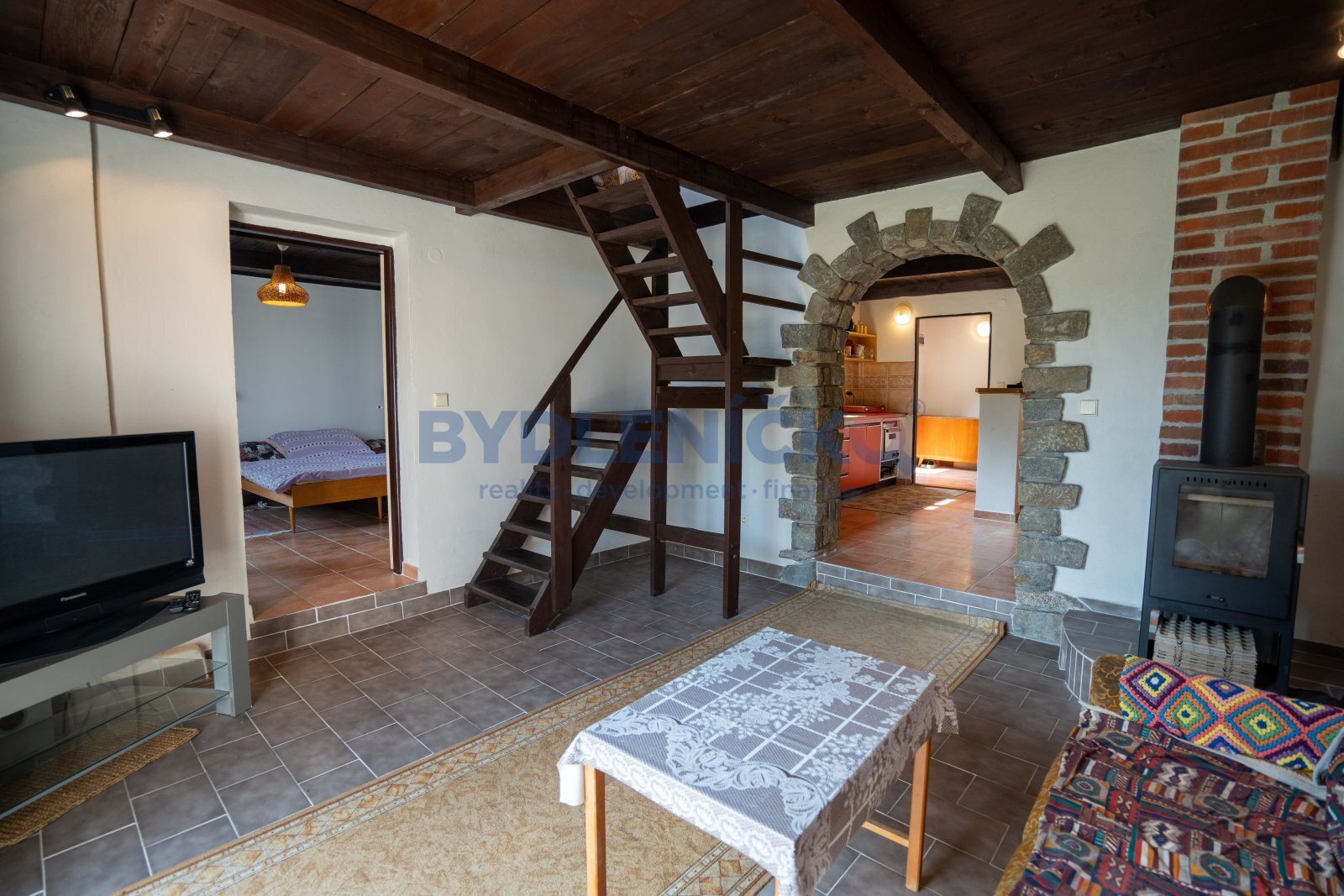 Prodej chalupy s pozemkem 4750 m2, Petříkov