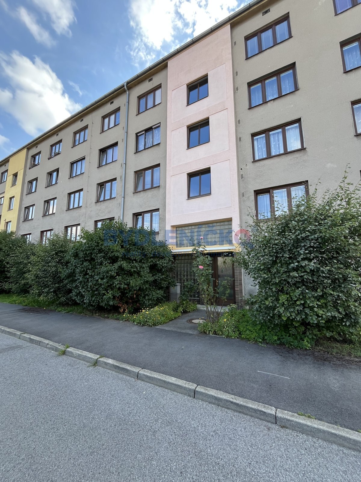 Pronájem zděného bytu 2+1, 67 m2, ulice Pod Lékárn