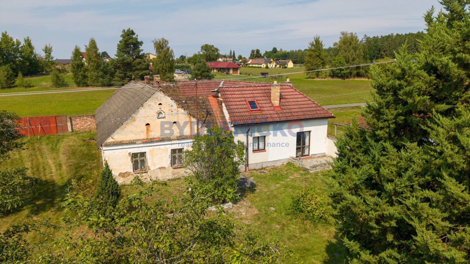 Prodej chalupy s pozemkem 4750 m2, Petříkov
