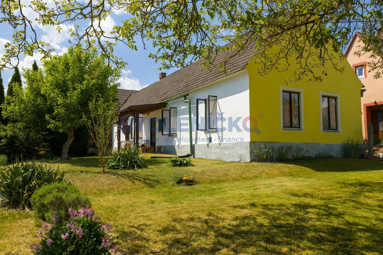 Prodej chalupy 194 m&sup2; s pozemkem 493 m&sup2; 