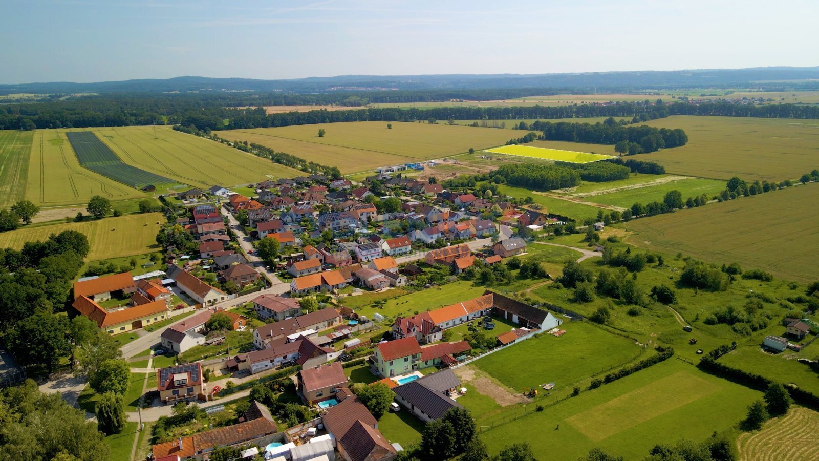 Prodej stavebního pozemku 10 797 m2 v obci Čejkovi