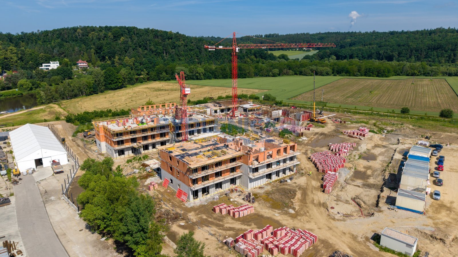 Prodej bytu 2+kk s balkonem, 54 m2, Hluboká nad Vltavou