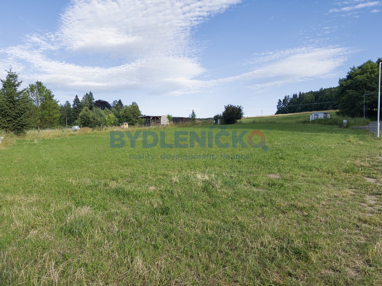 Prodej stavební parcely 1282 m2 ve Starých Hodějov