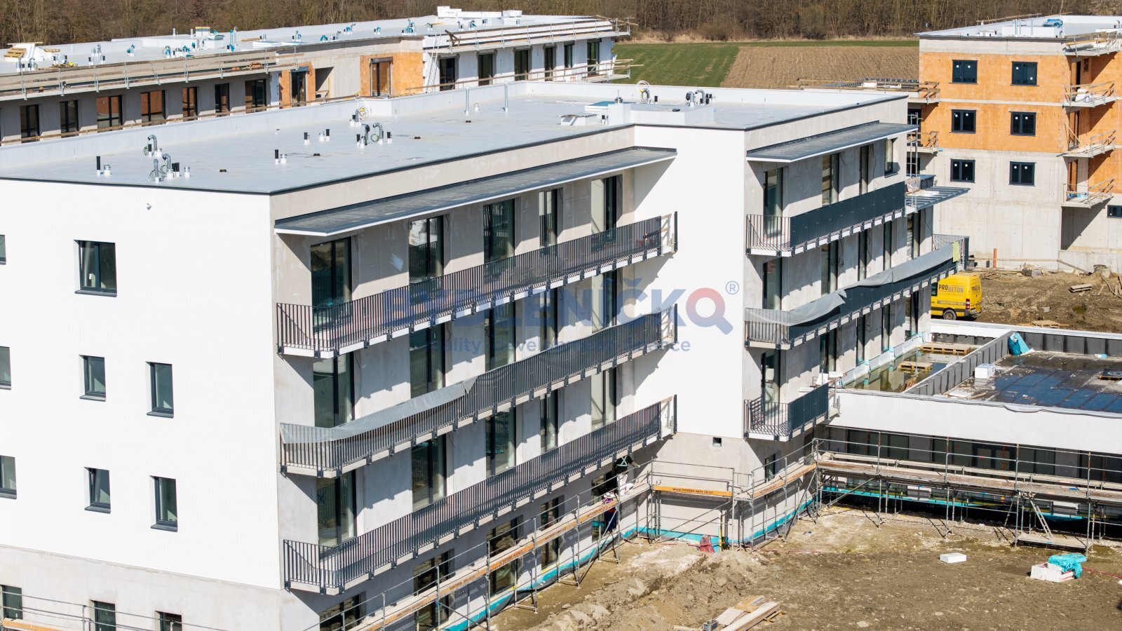 Prodej prémiového bytu 1+kk s balkónem v malebném jihočeském městečku Hluboká nad Vltavou