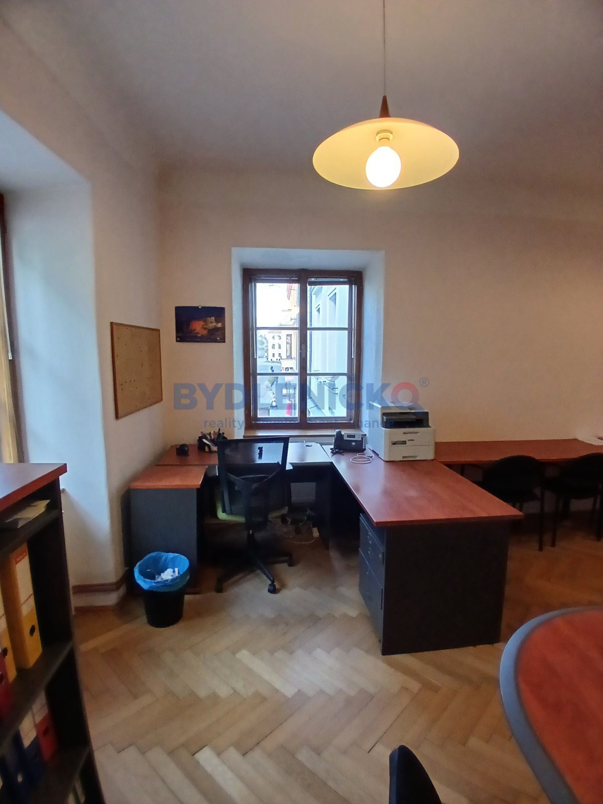 Pronájem kanceláře o 2 místnostech, 56 m2, ulice Krajinská, České Budějovice