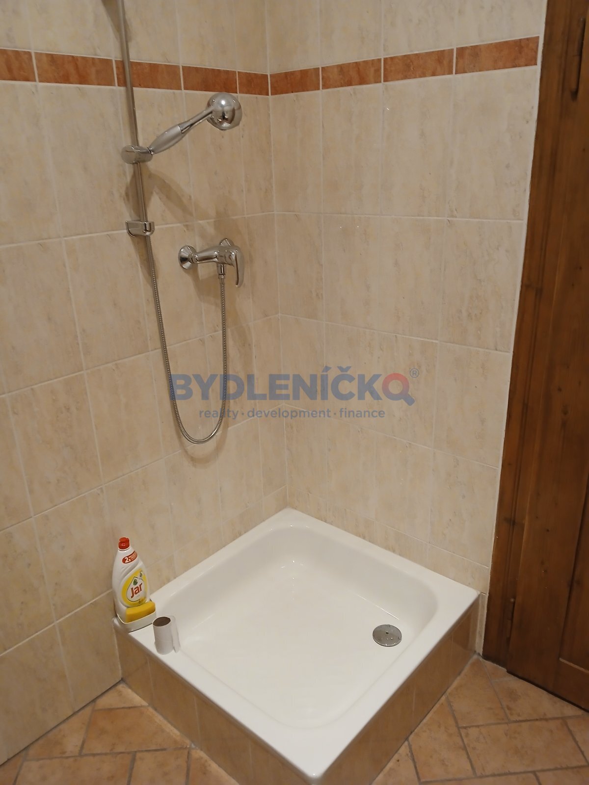 Pronájem kanceláře o 2 místnostech, 56 m2, ulice Krajinská, České Budějovice