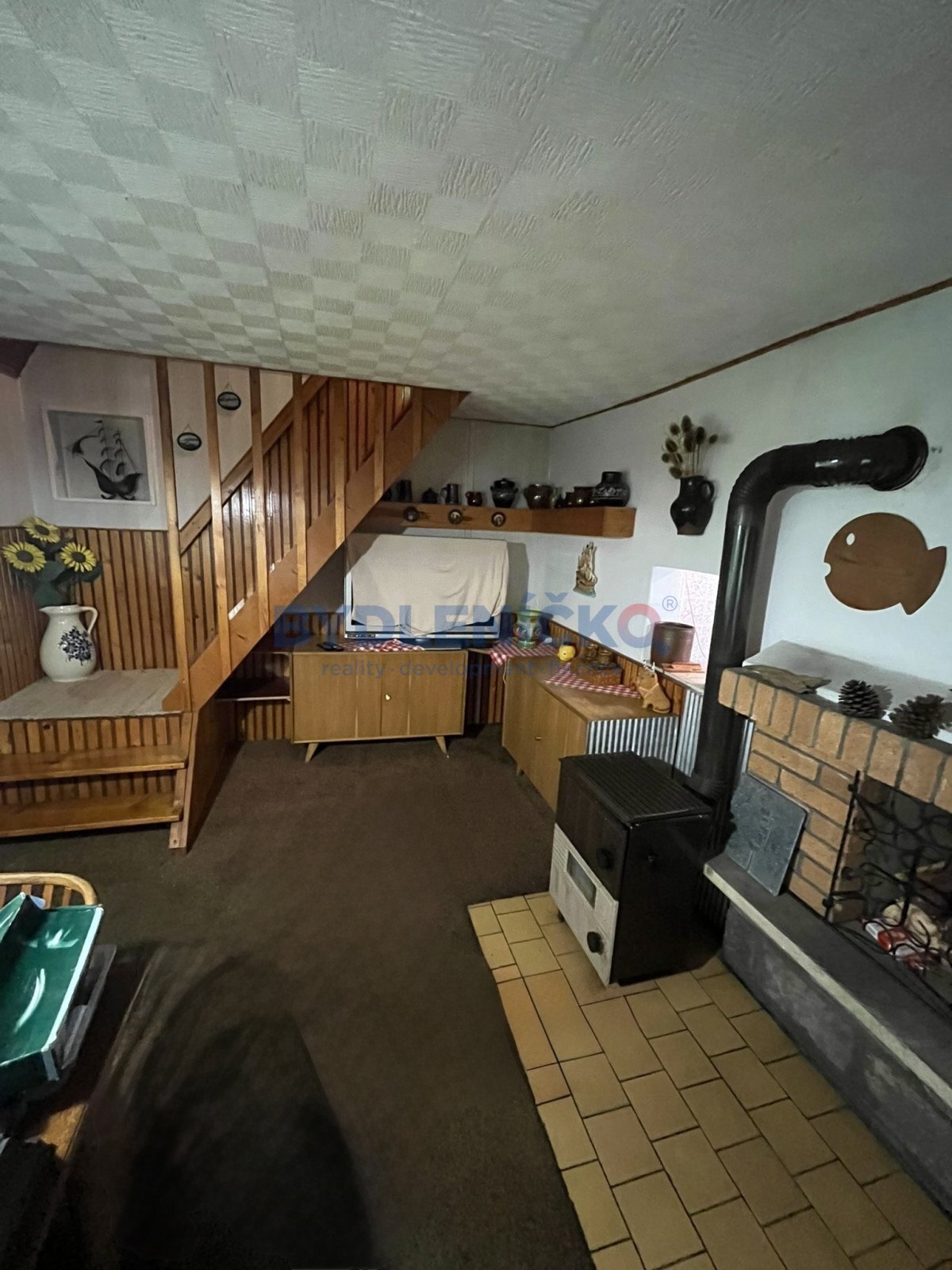 Prodej chaty u rybníka Lhoták, 60 m2, Olešnice, ok