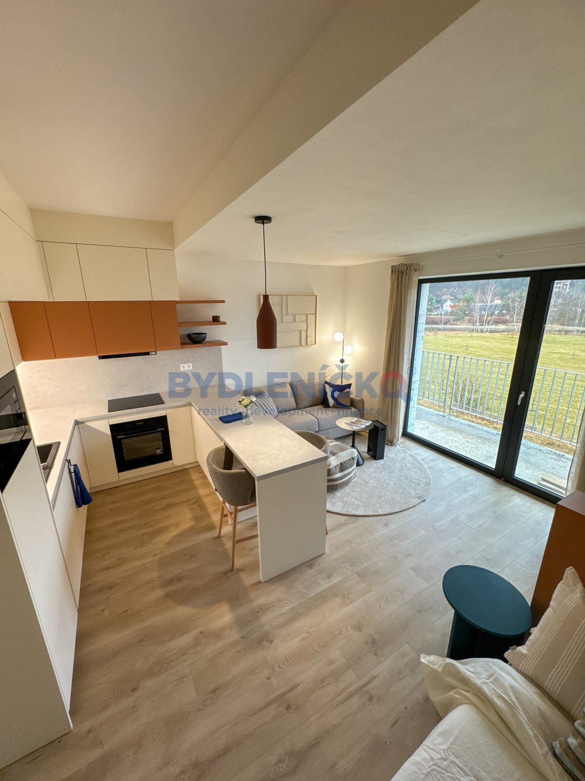 Prodej prémiového bytu 1+kk s balkónem v malebném jihočeském městečku Hluboká nad Vltavou