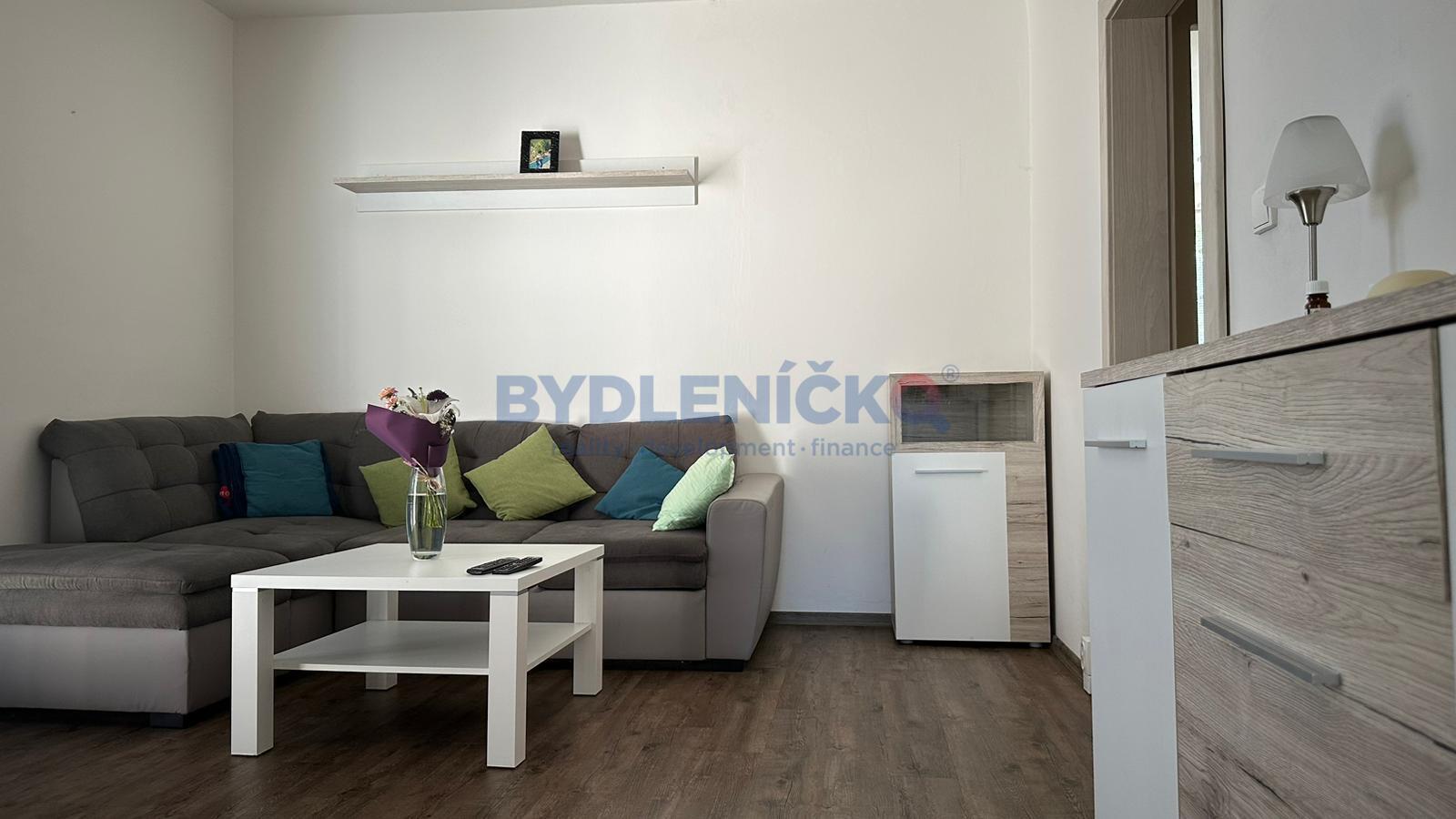 Pronájem kompletně vybaveného bytu 3+1, 67 m2, ul. Pekárenská, České Budějovice.jpg