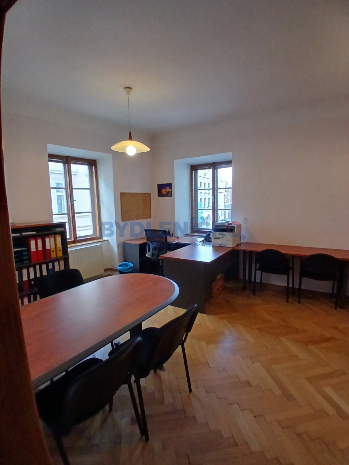 Pronájem kanceláře o 2 místnostech, 56 m2, ulice Krajinská, České Budějovice