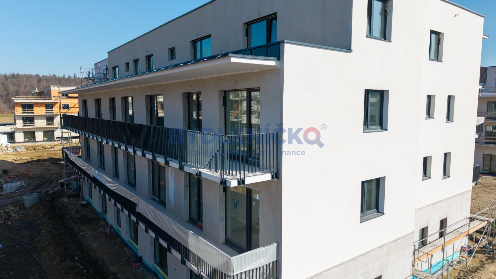 Prodej prémiového bytu 1+kk s balkónem v malebném jihočeském městečku Hluboká nad Vltavou