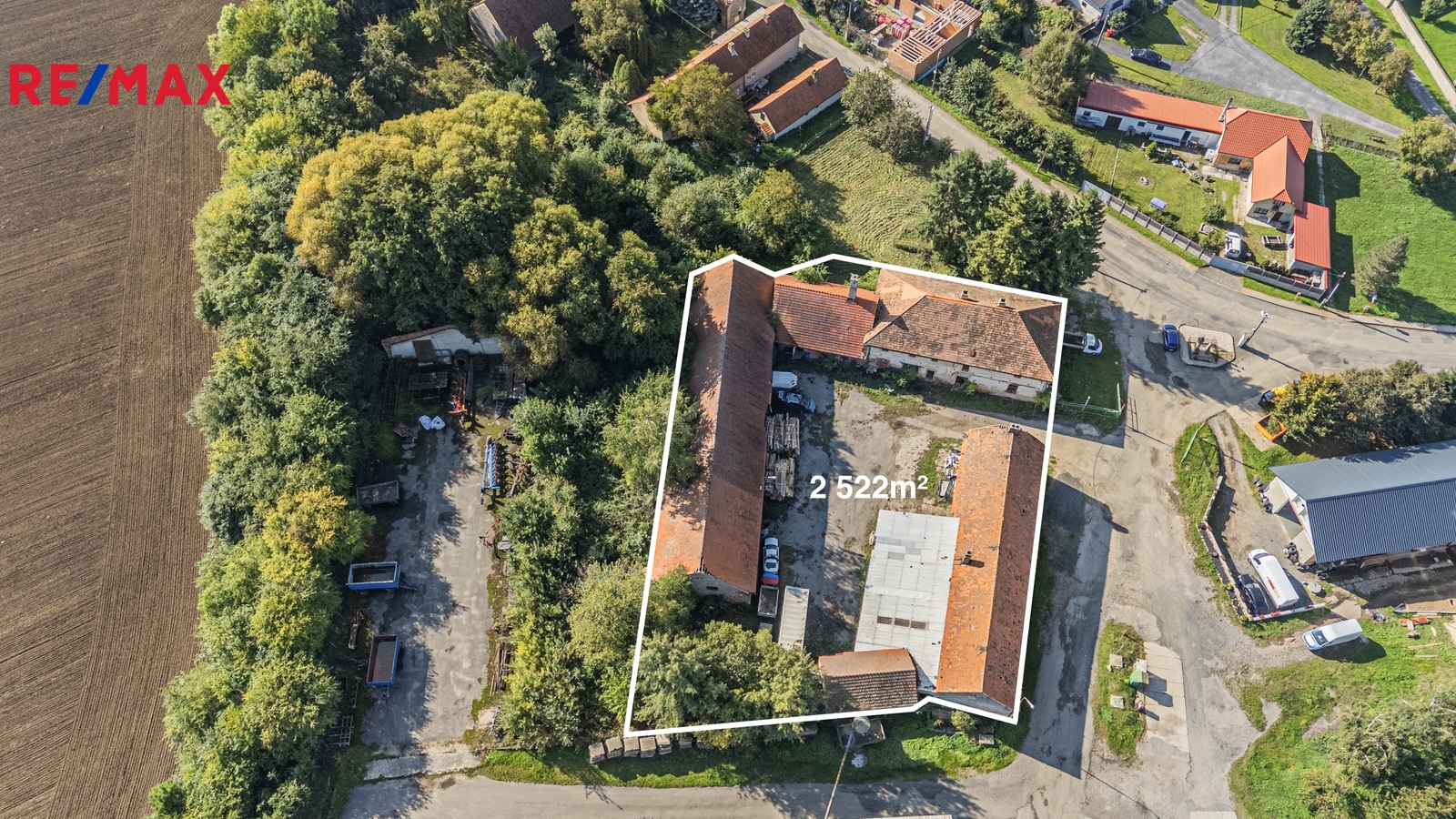 Pohled na vykreslenou usedlost z dronu
