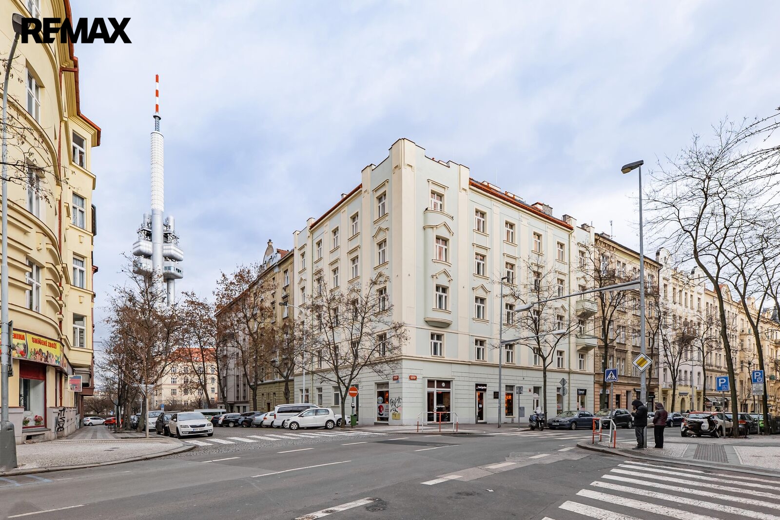 Pohled na dům z ulice