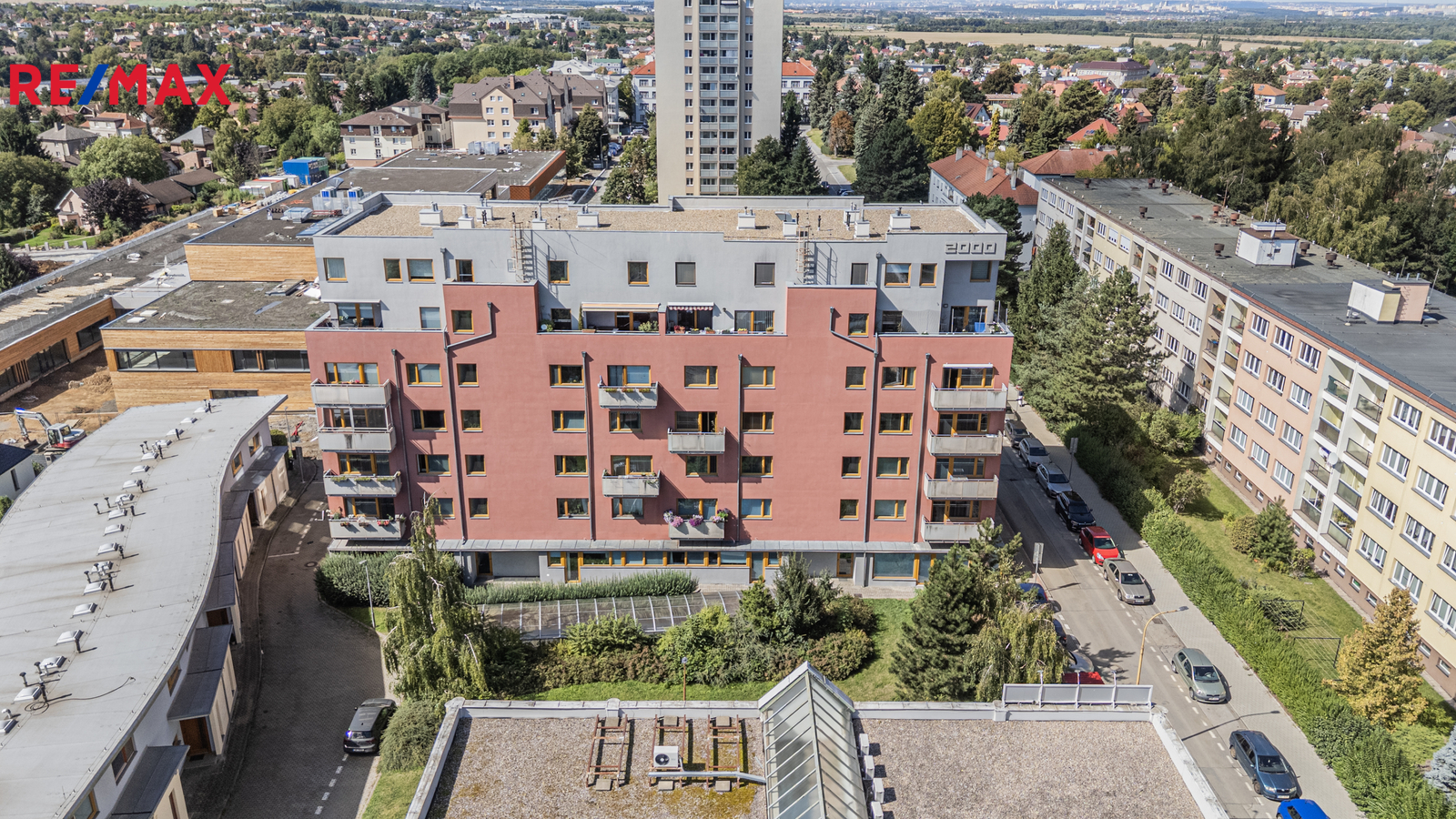 Pohled na dům z dronu