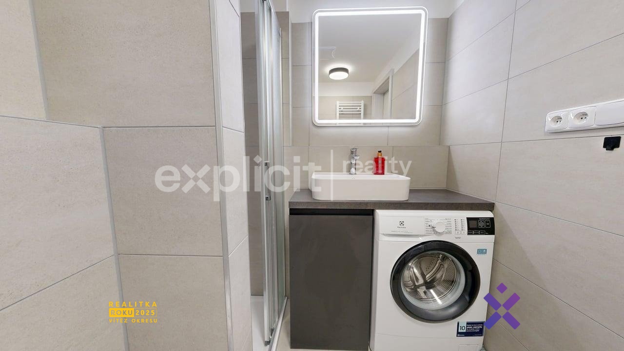 Byt-1kk-s-parkovacim-mistem-ul-Nad-Stranemi-7322-1