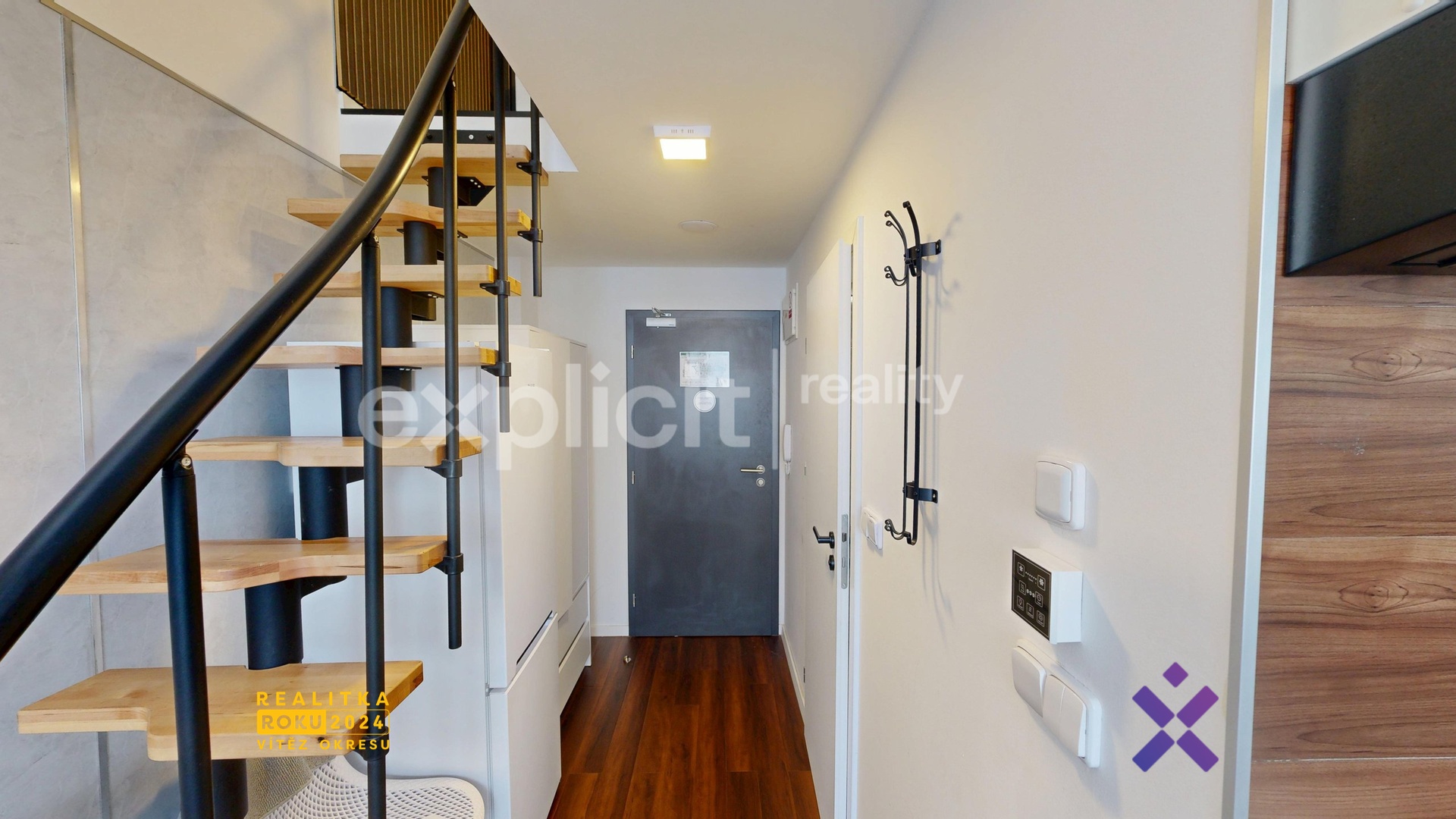 Pronajem-Loft-114-08082025_220704