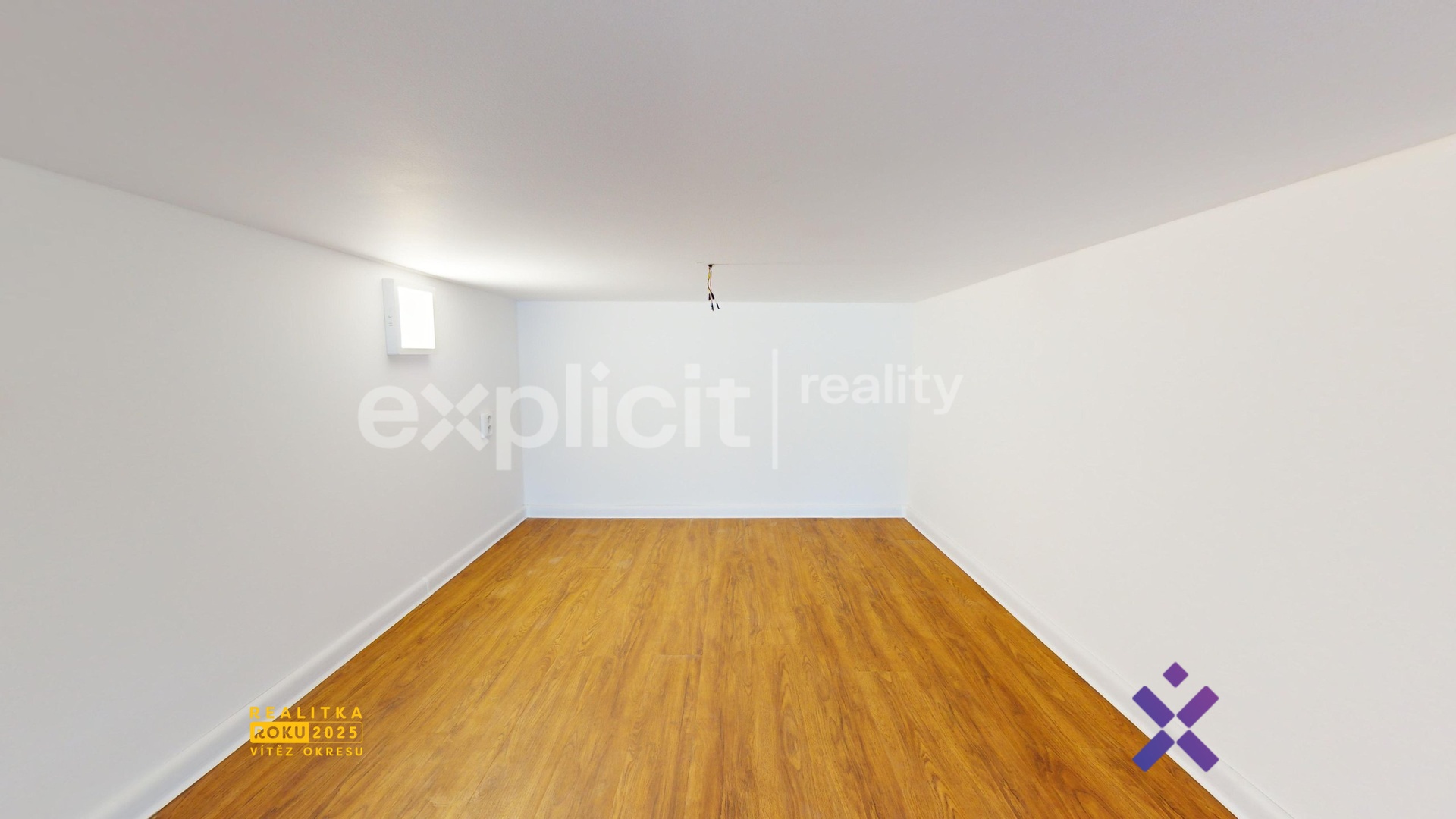 Pronájem ateliéru 1+kk, 29 m&sup2; - Zlín (Loft)