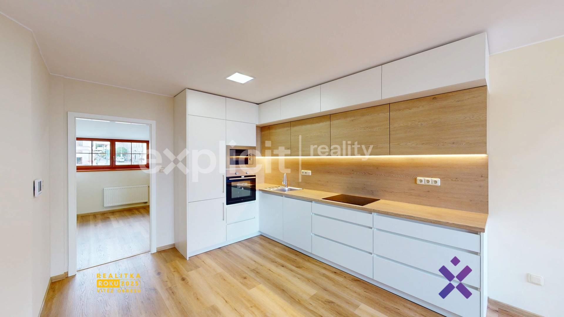 Pronájem bytu 2+kk 47 m&sup2; - Masarykovo náměstí, Uherský Brod