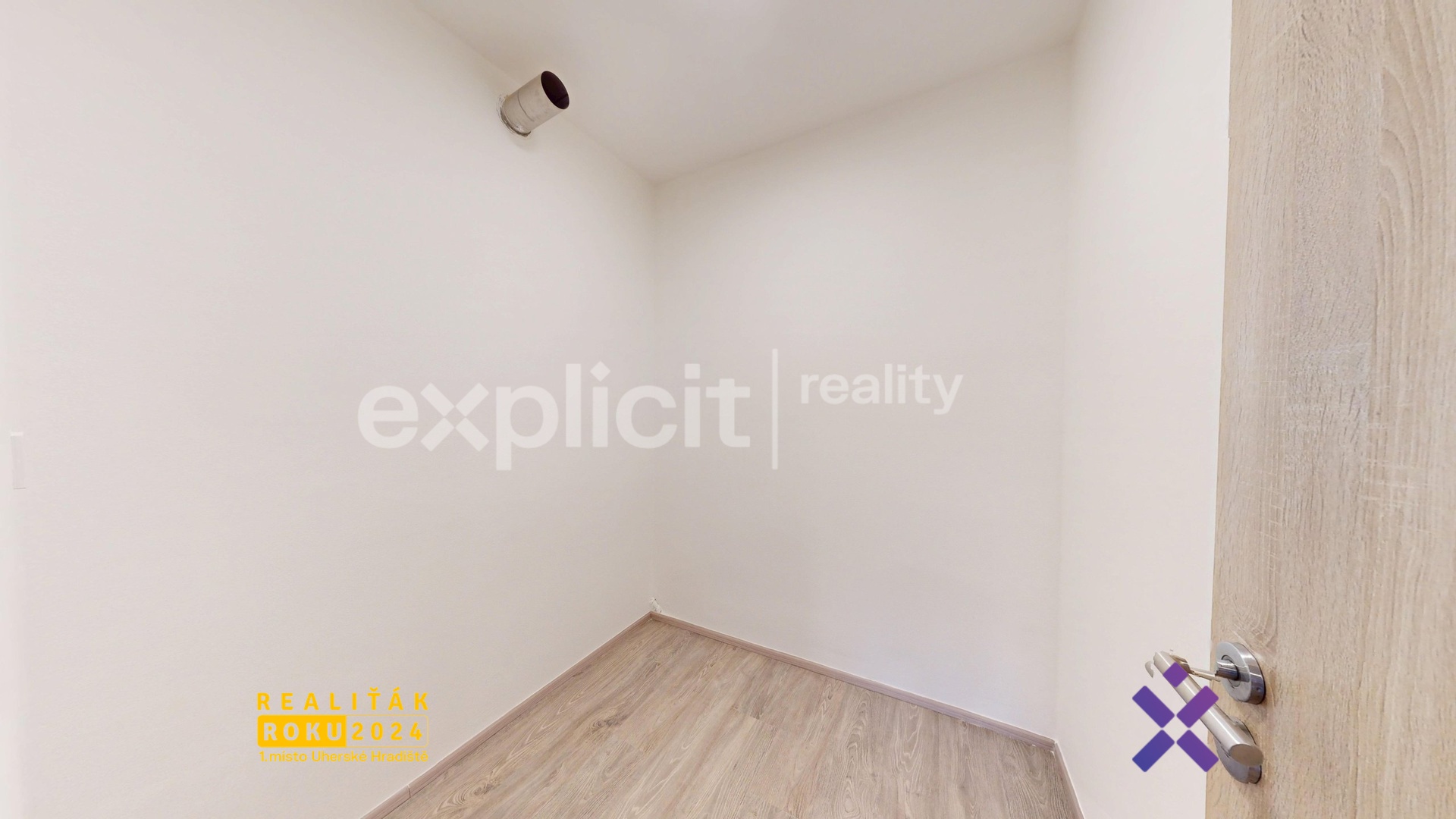 Podnajem bytu 2+kk 66 m² s garazi, Strani - K