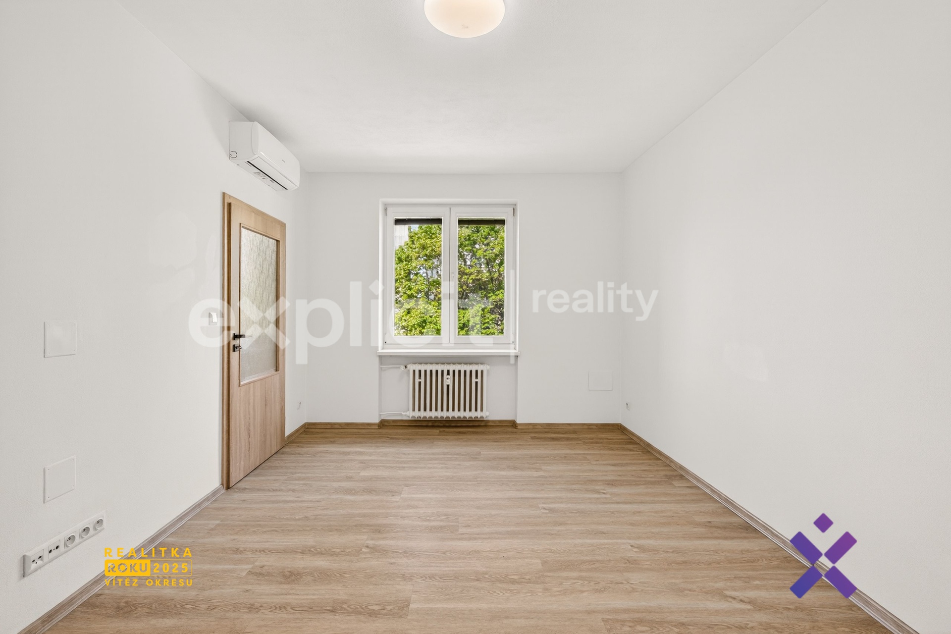 Prodej bytu 2+1 s garáží, 54 m&sup2; - Krapkova, P