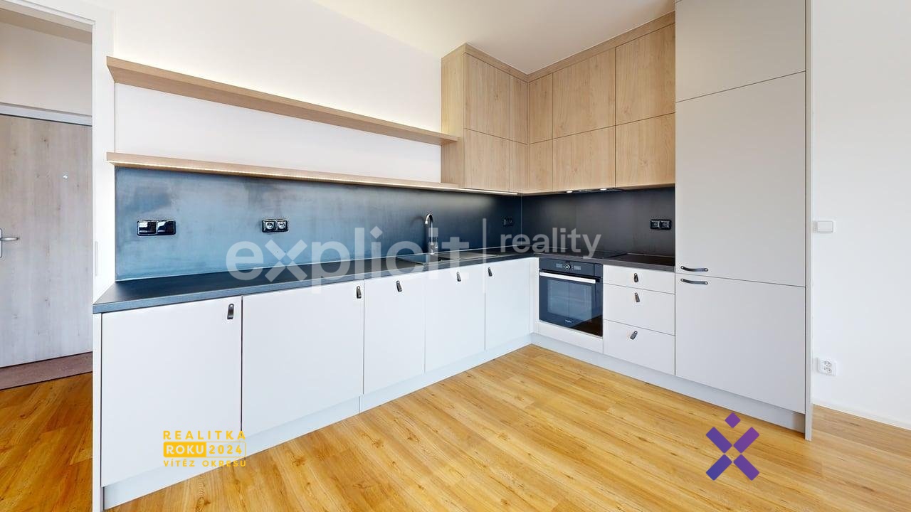 Sadova-7250-Kitchen