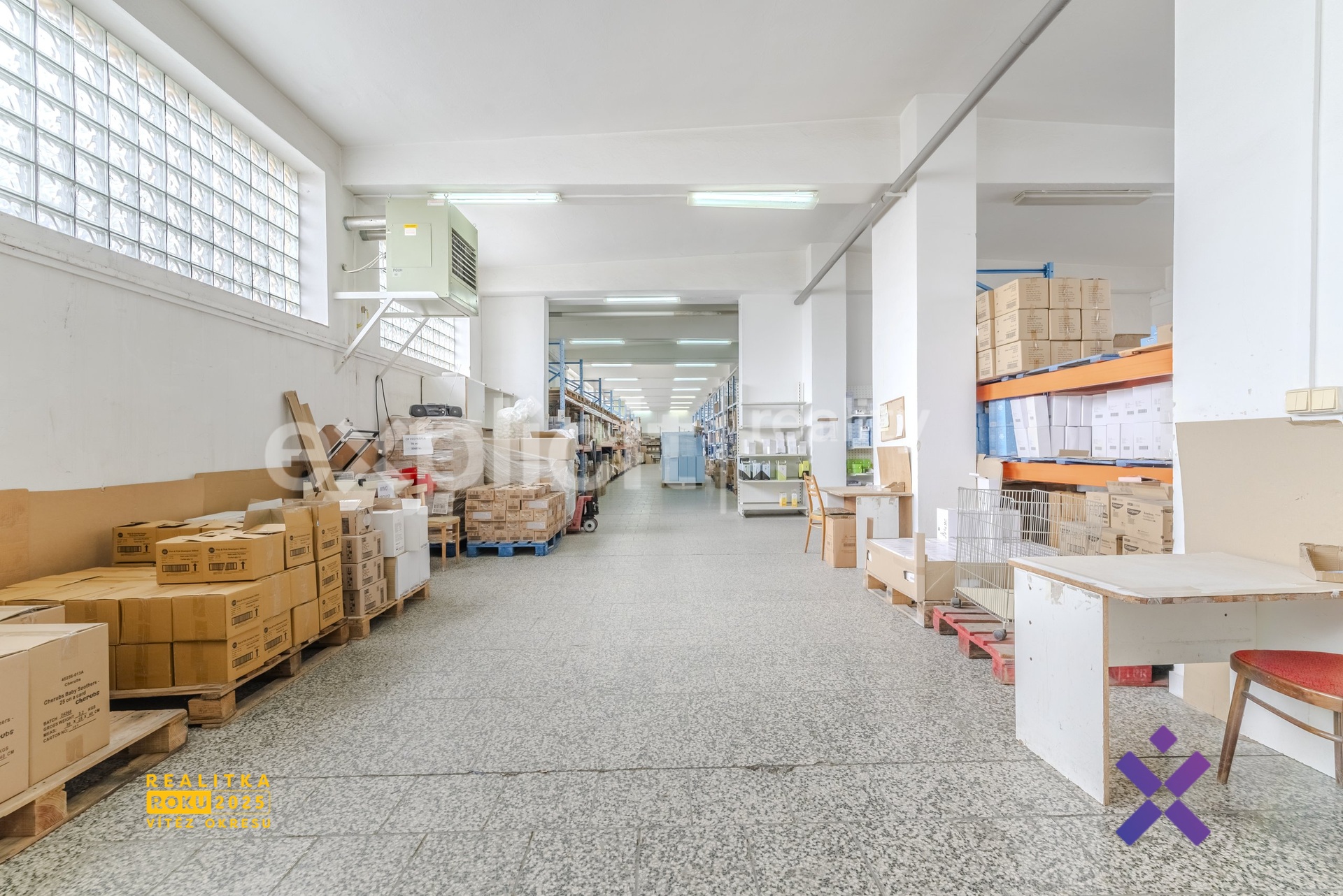 Prodej skladu a haly 3 394 m&sup2;, pozemek 6 552 