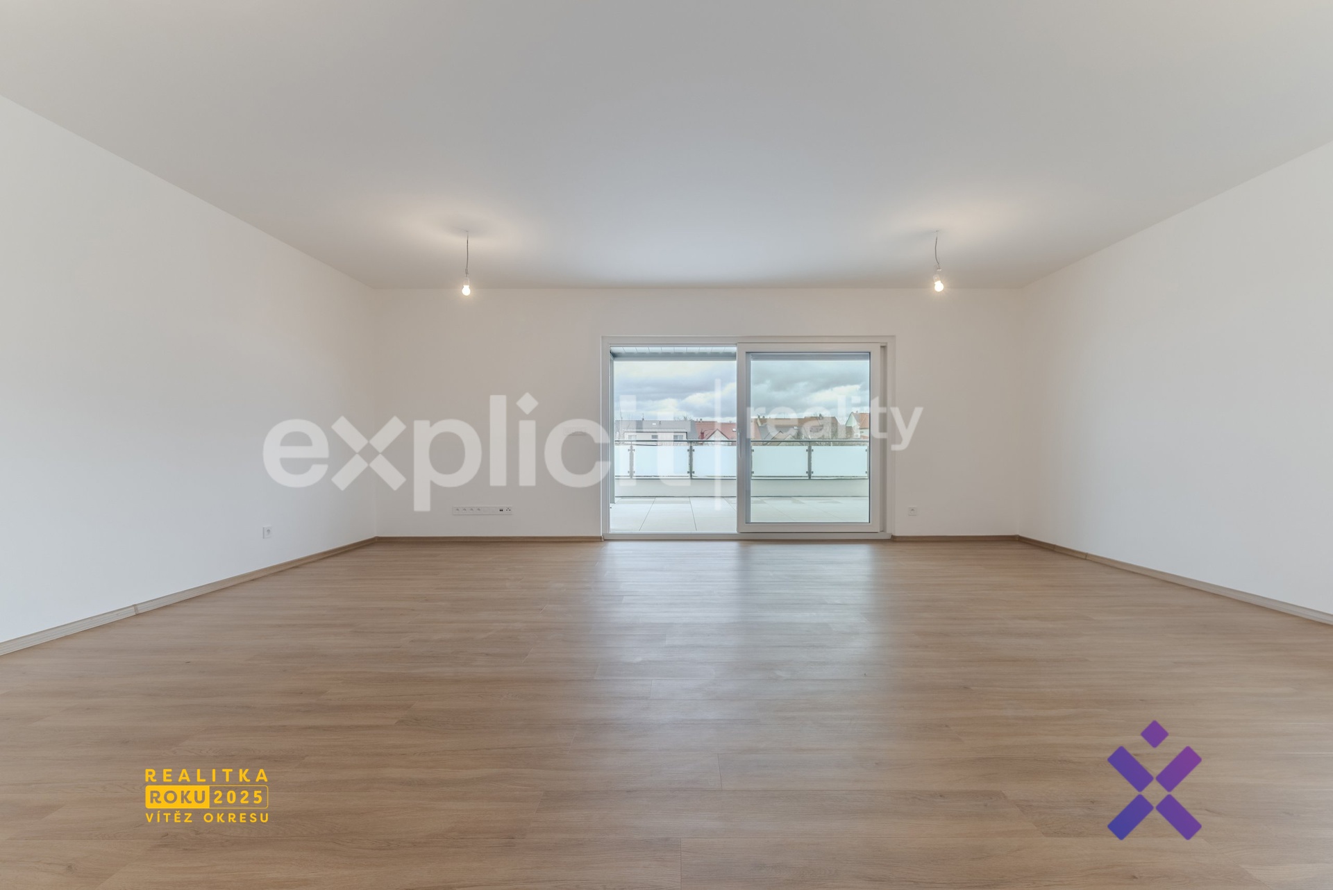 Prodej mezonetoveho bytu 4+kk 144 m&sup2; s terasou 28 m&sup2;, Ostrozska Nova Ves1