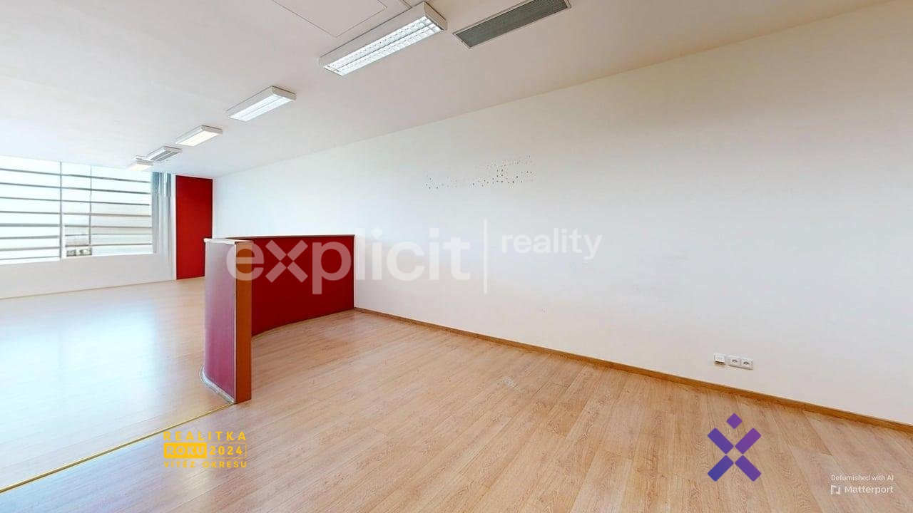 Pronajem-kancelare-108-m-Zlin-Photo-2-Defurnished