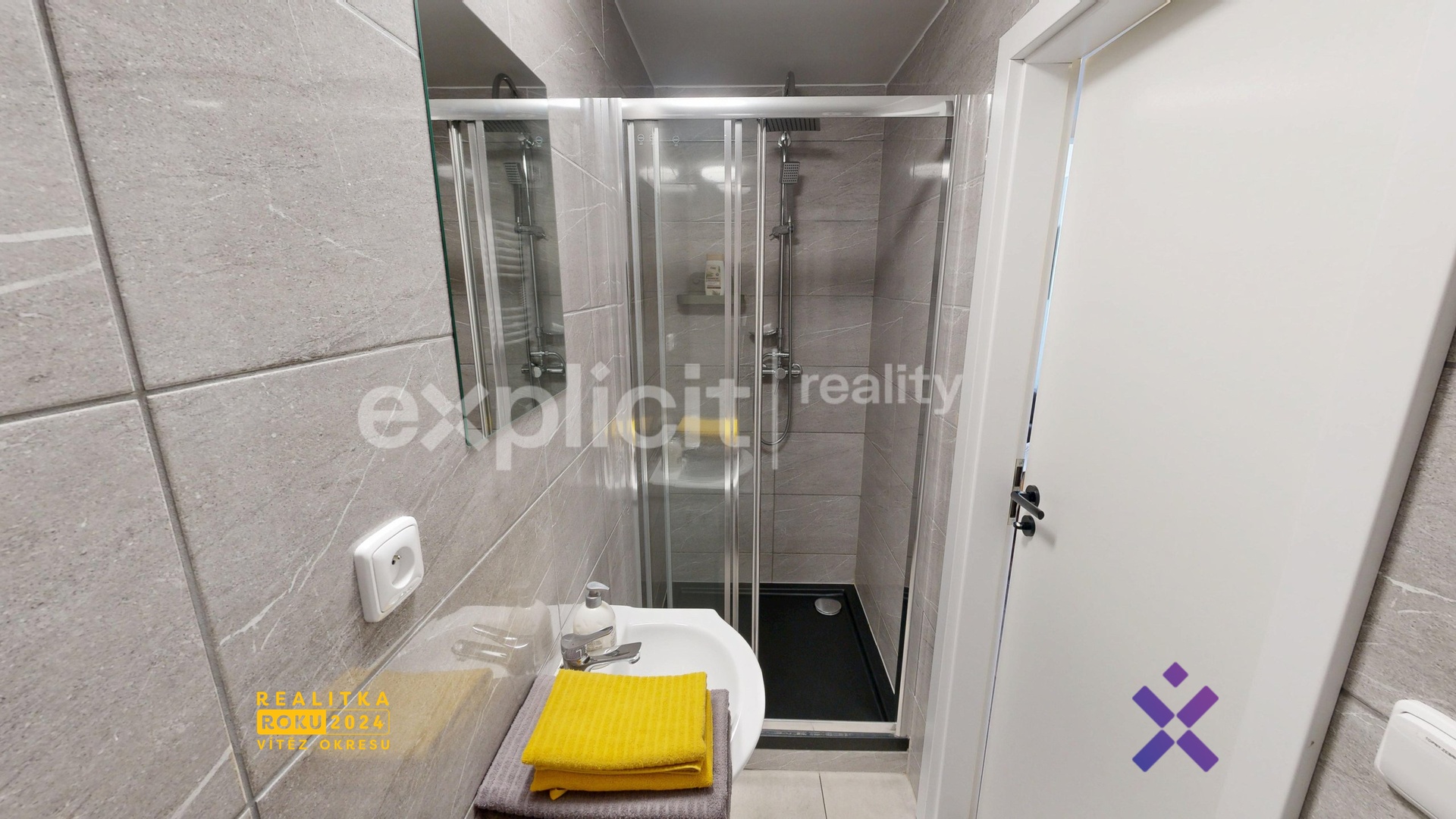Pronajem-Loft-114-08082025_220332