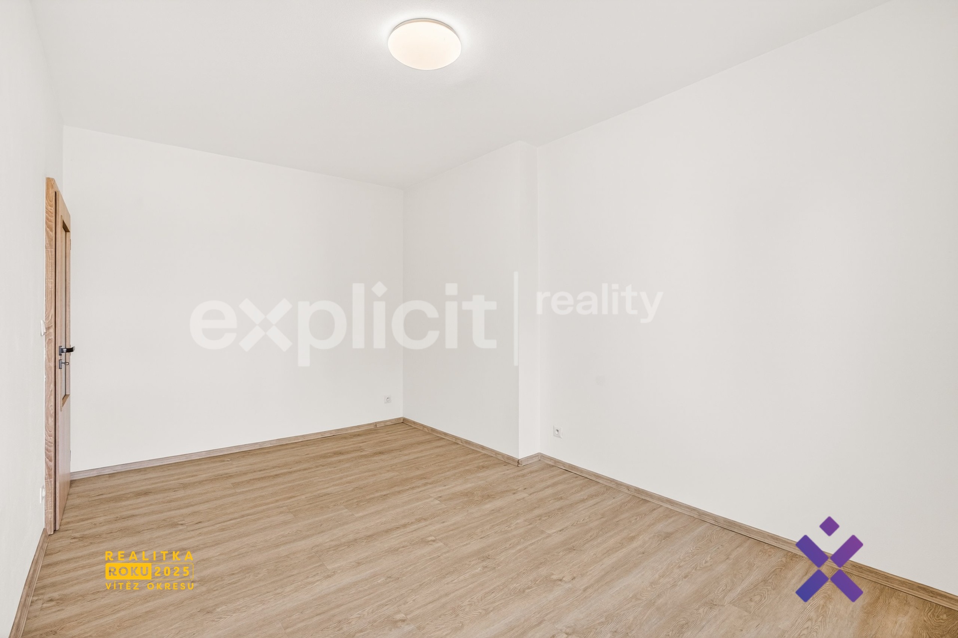 Prodej bytu 2+1 s garáží, 54 m&sup2; - Krapkova, P