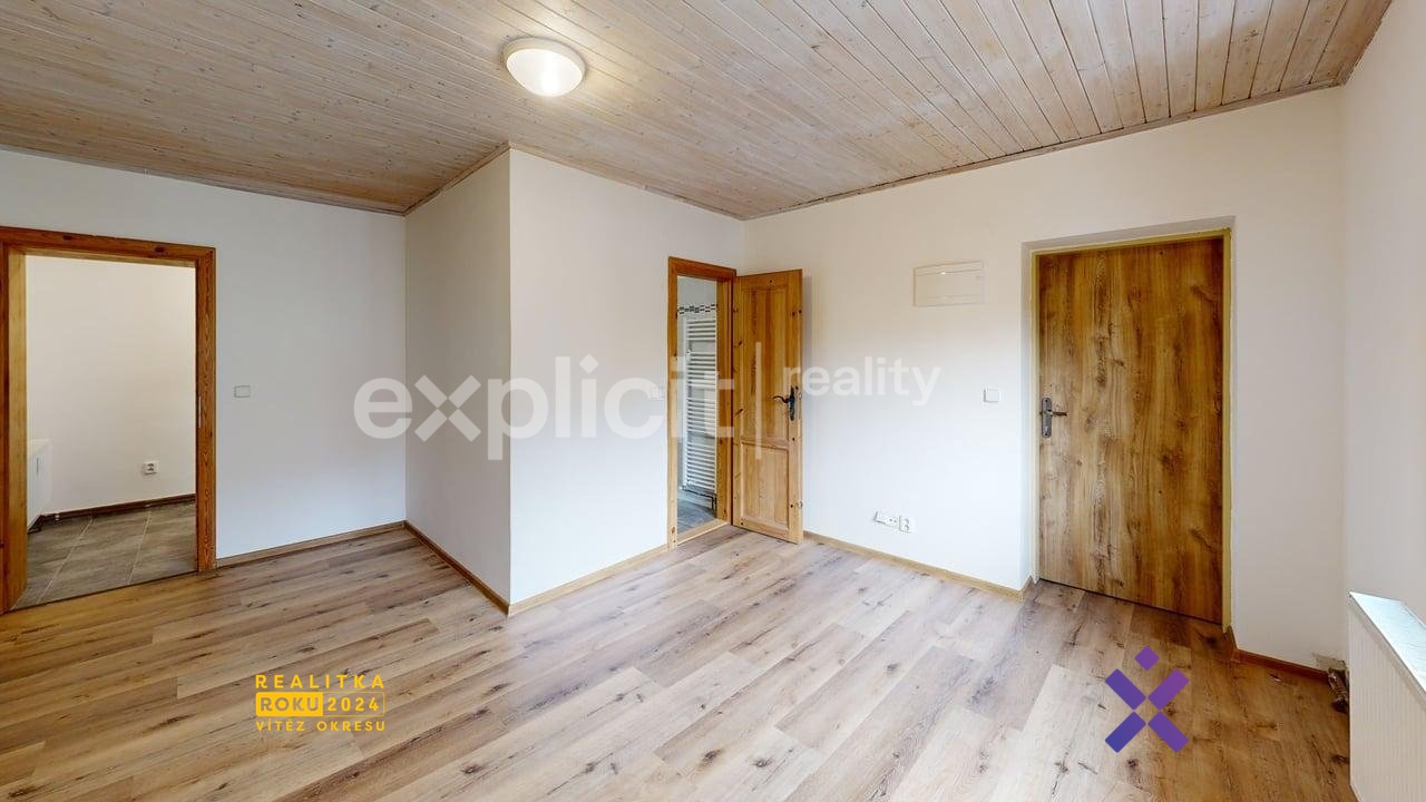 E112-Veselka-Bedroom