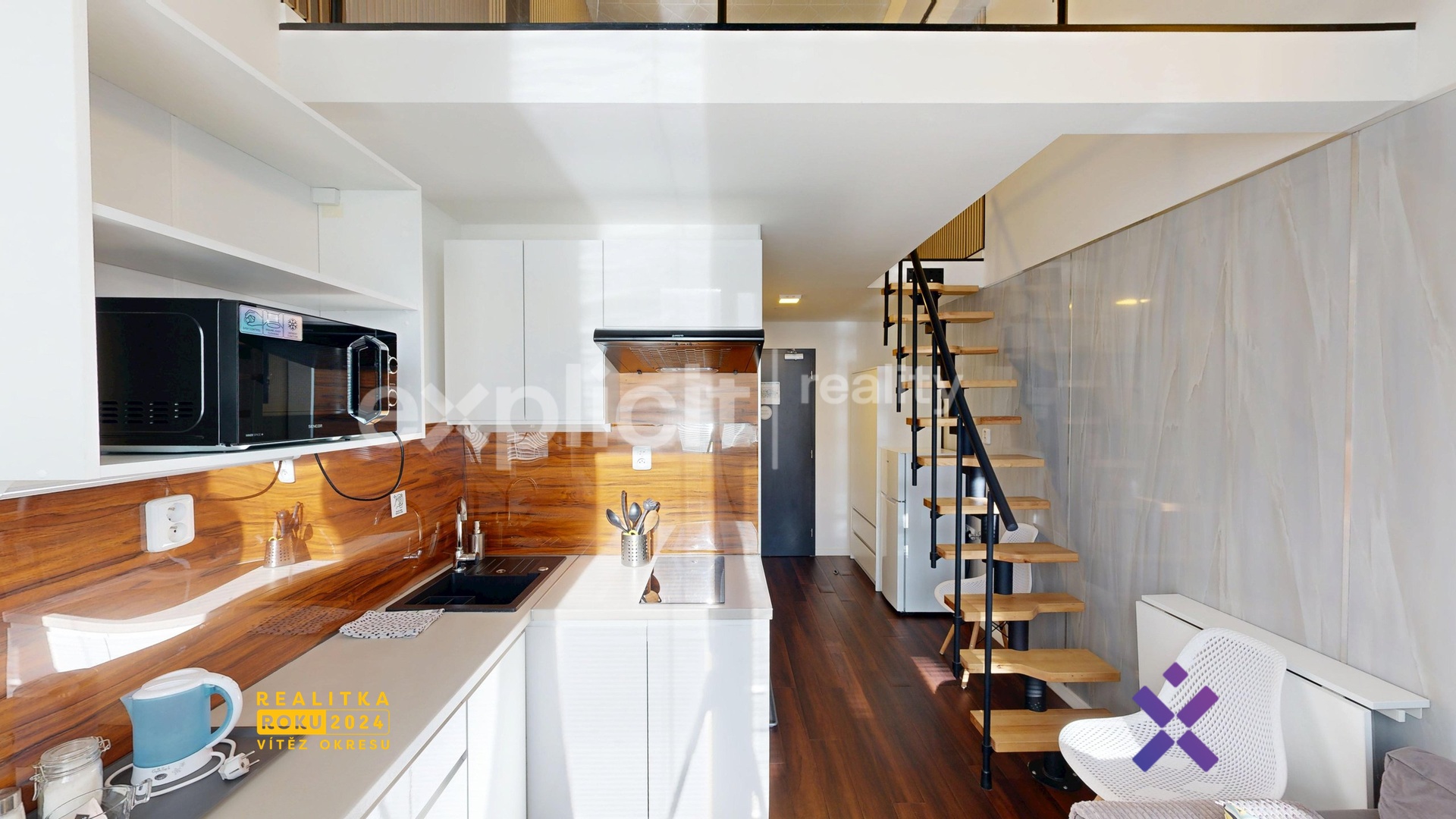 Pronajem-atelieru-Block-96-104-11102025_213235