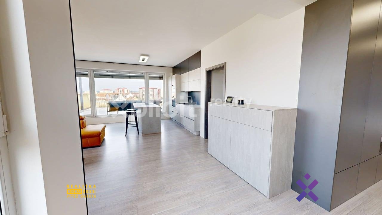 René Mrnuštík-Explicit Reality (9)