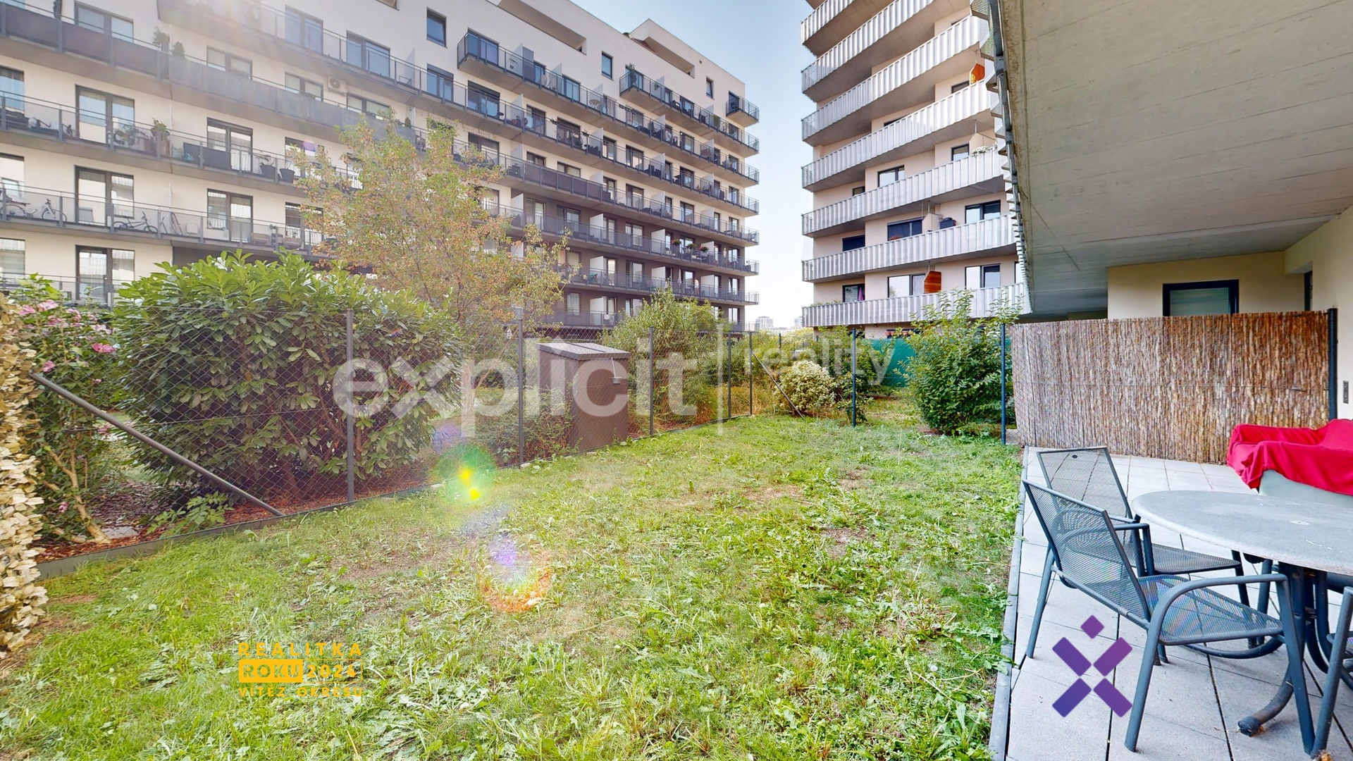 Pronajem-bytu-3kk-Zverinova-34285-Praha-3-Balcony
