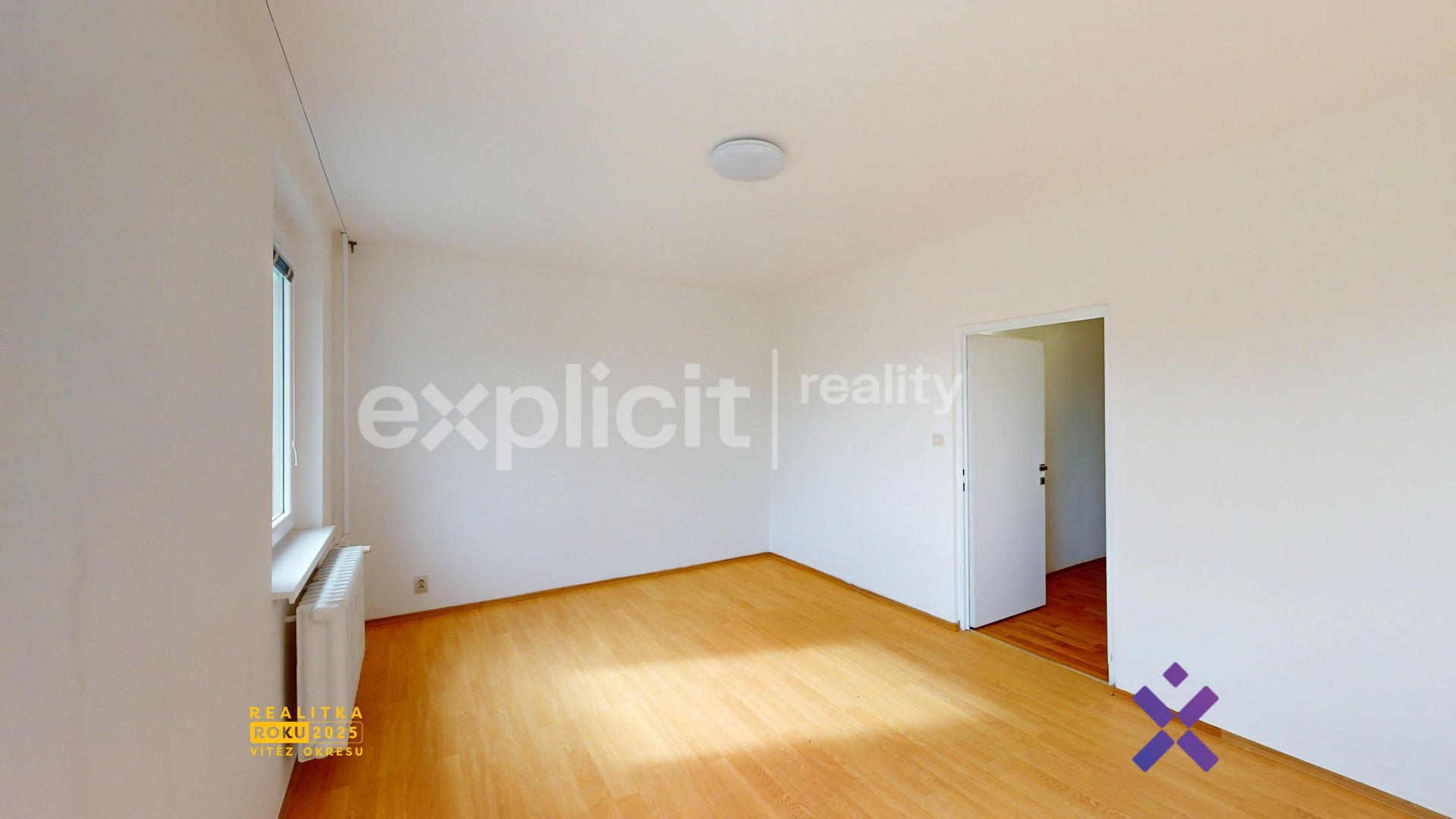 Pronájem bytu 3+1 74 m&sup2; - Osvoboditelů, Uhers